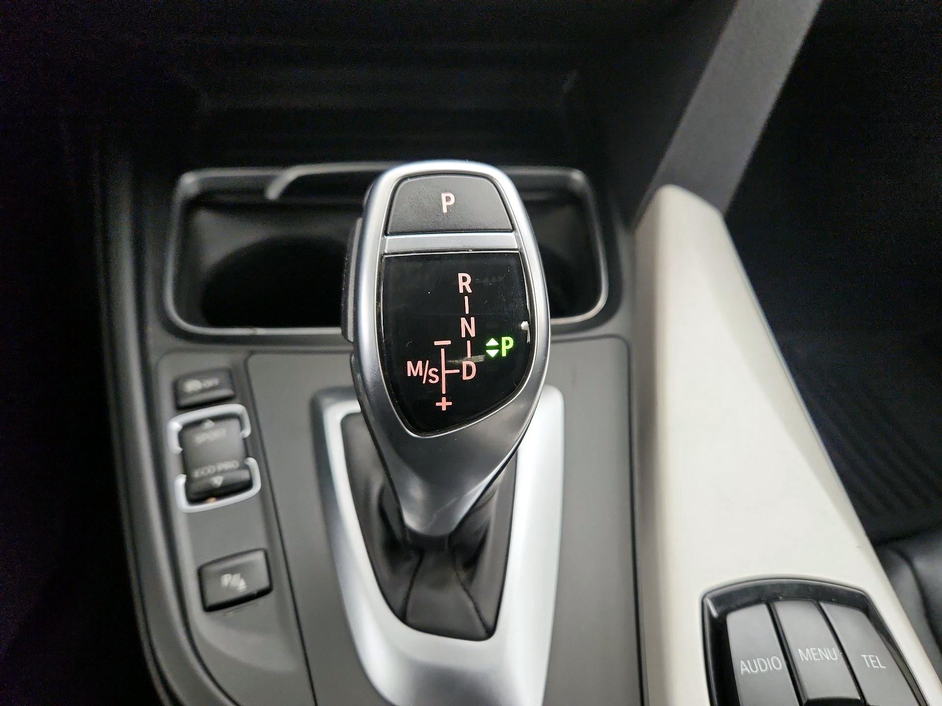 Thumbnail: 2016 BMW 3 Series - 15