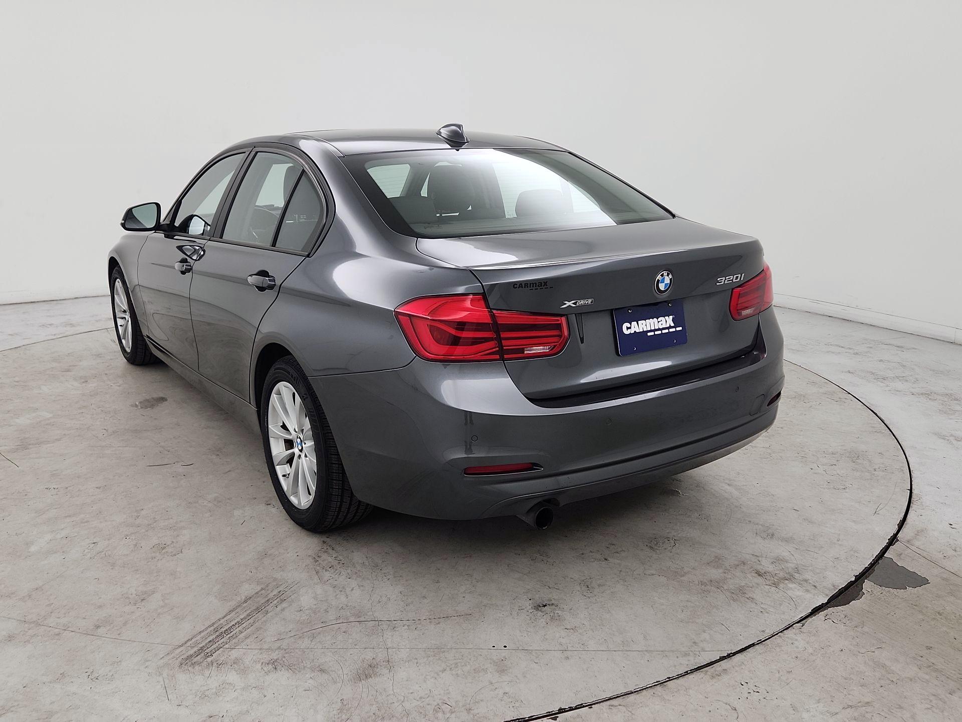 Thumbnail: 2016 BMW 3 Series - 7