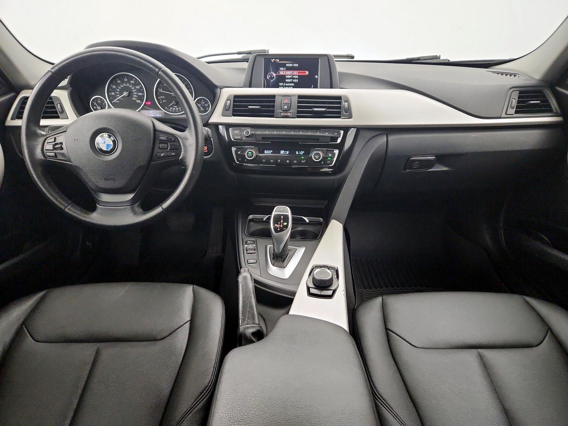 Thumbnail: 2016 BMW 3 Series - 8