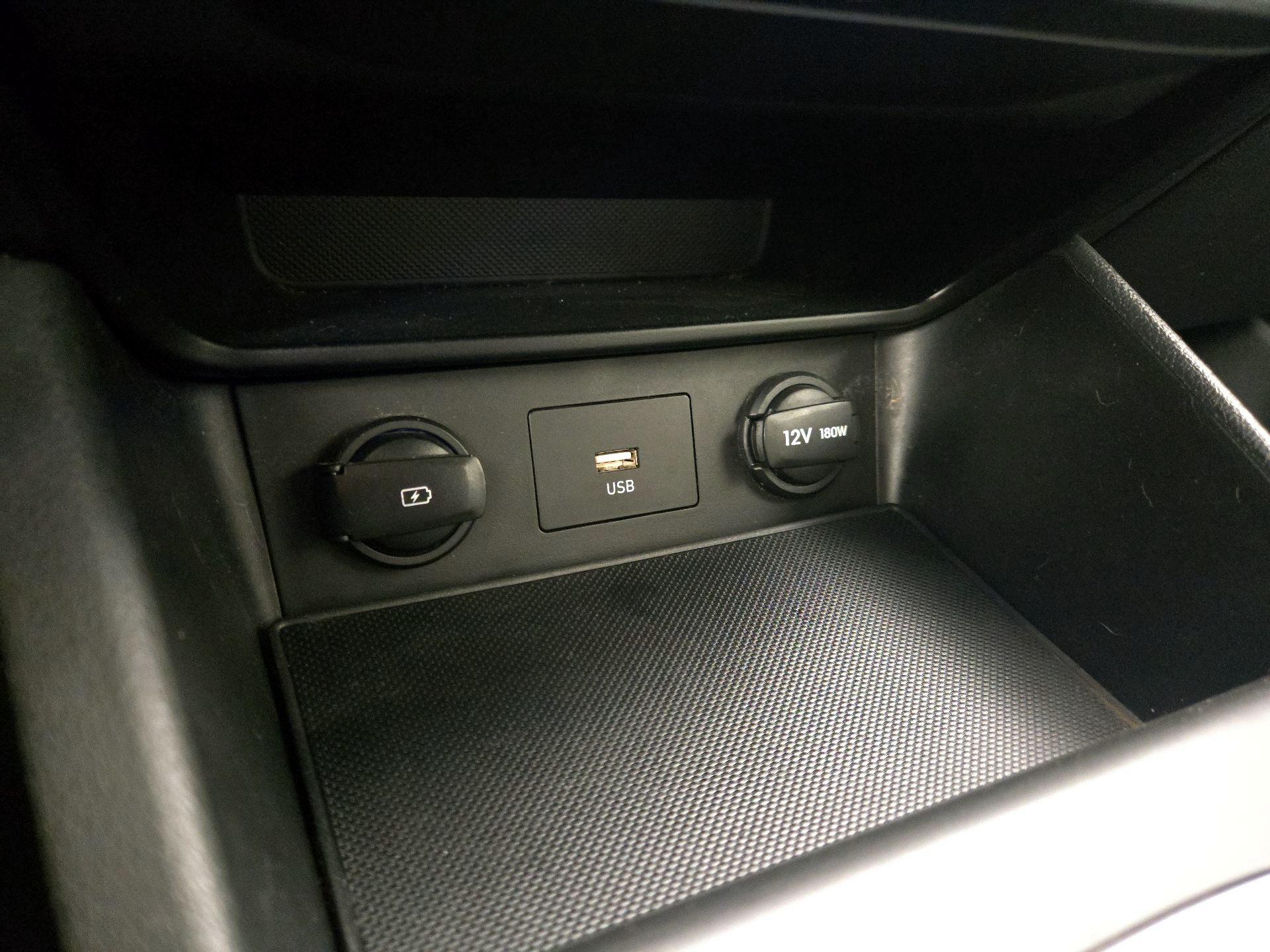 Thumbnail: 2022 Hyundai Kona - 18