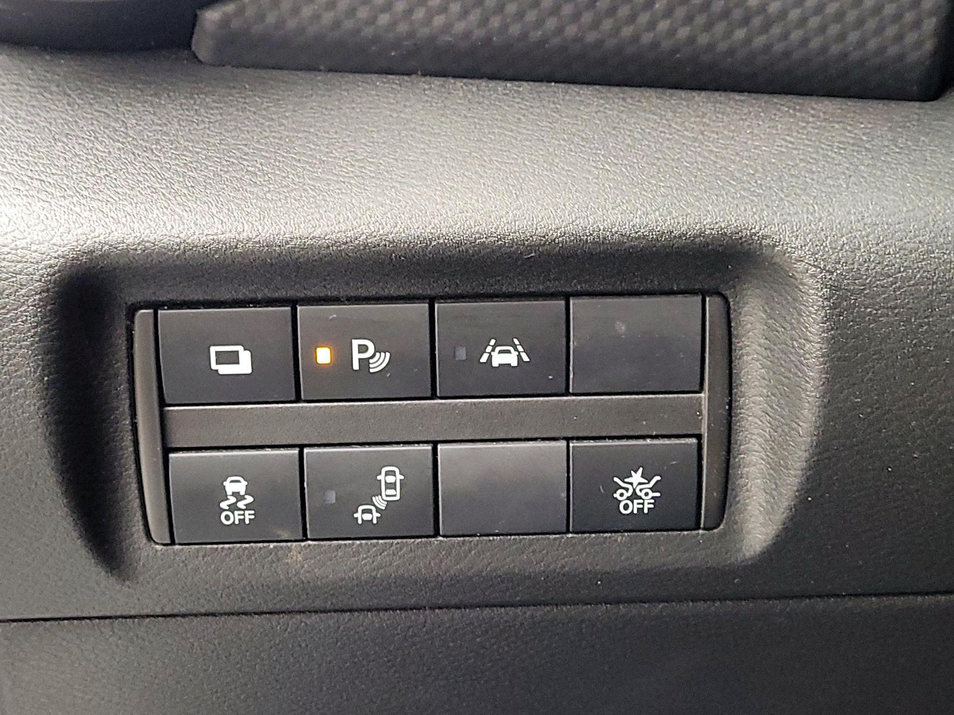 Thumbnail: 2022 Nissan Kicks - 13