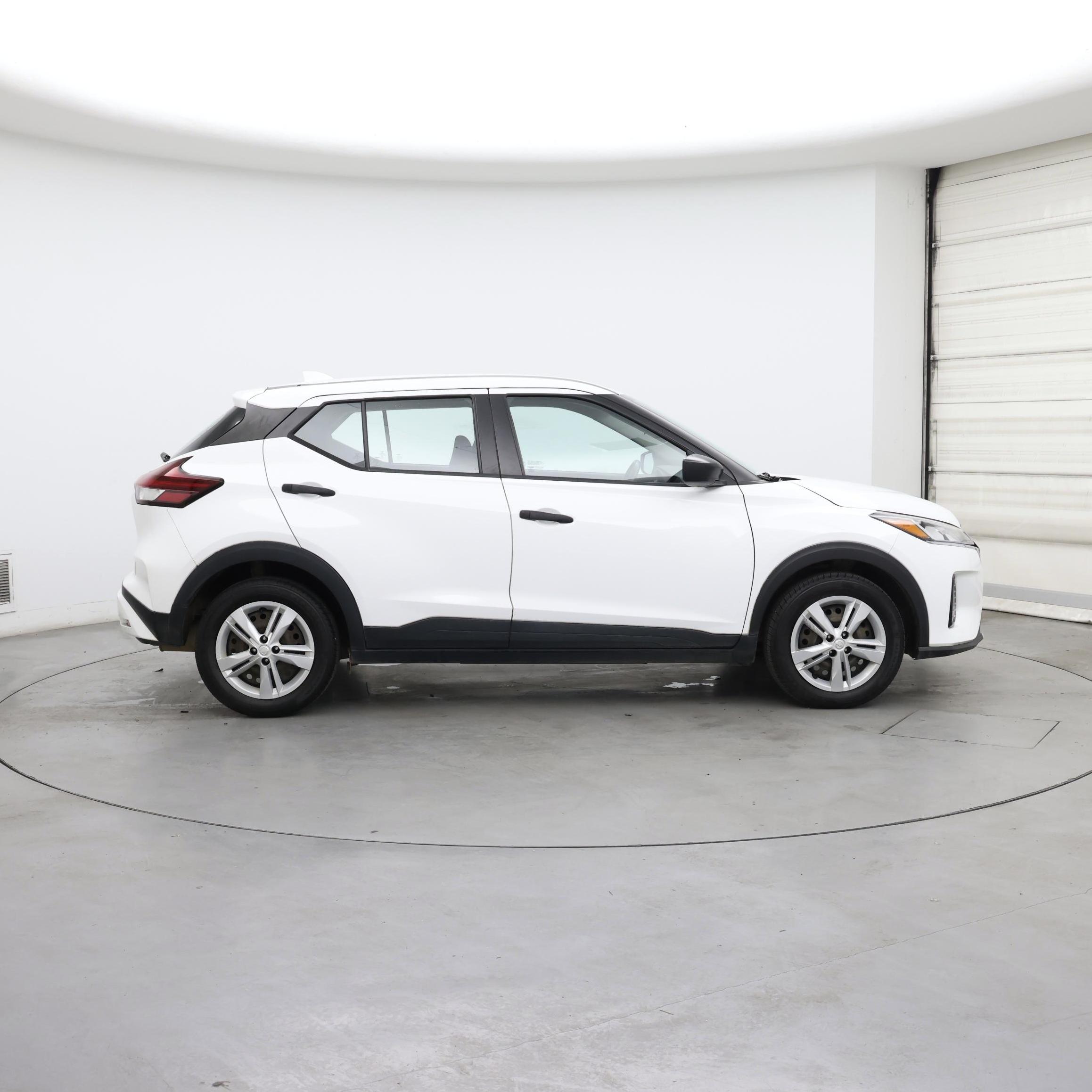 Thumbnail: 2022 Nissan Kicks - 7