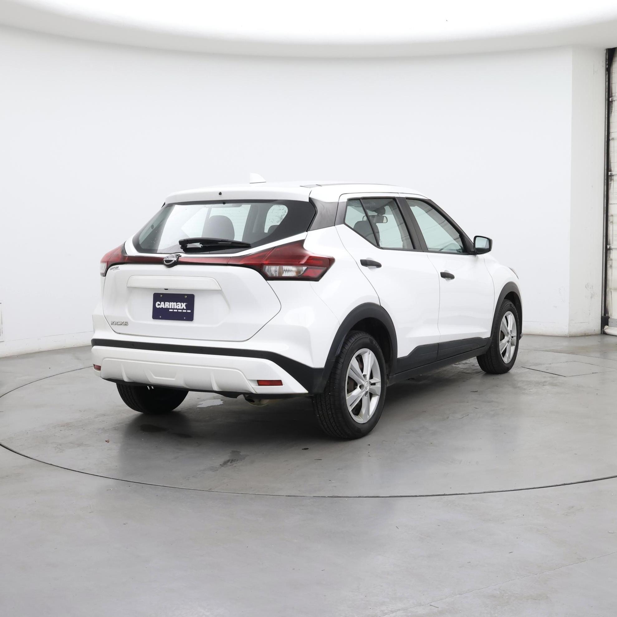 Thumbnail: 2022 Nissan Kicks - 8