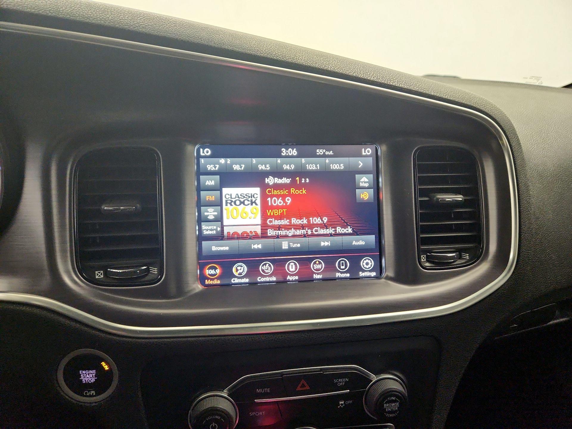 Thumbnail: 2017 Dodge Charger - 14