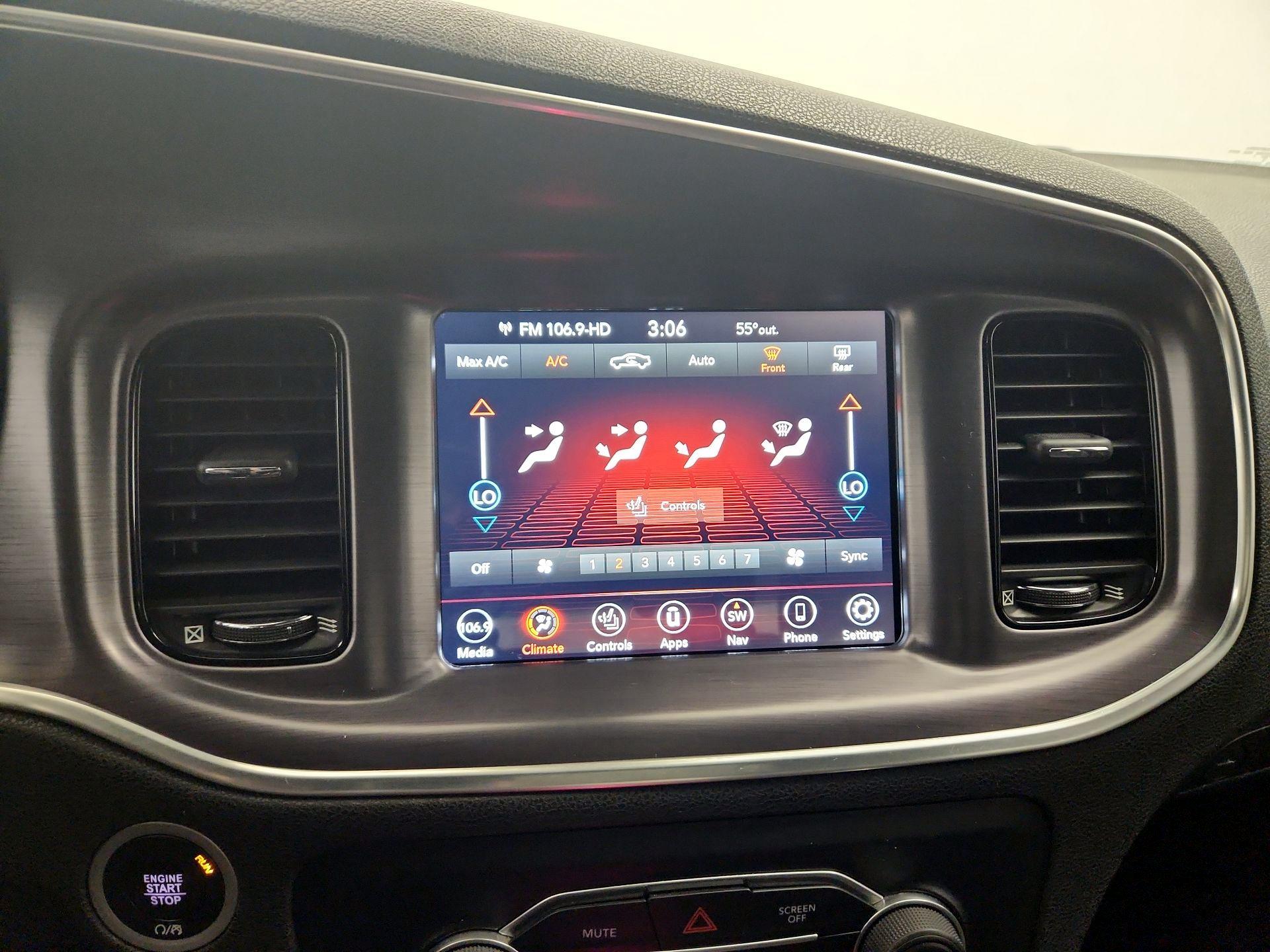 Thumbnail: 2017 Dodge Charger - 15