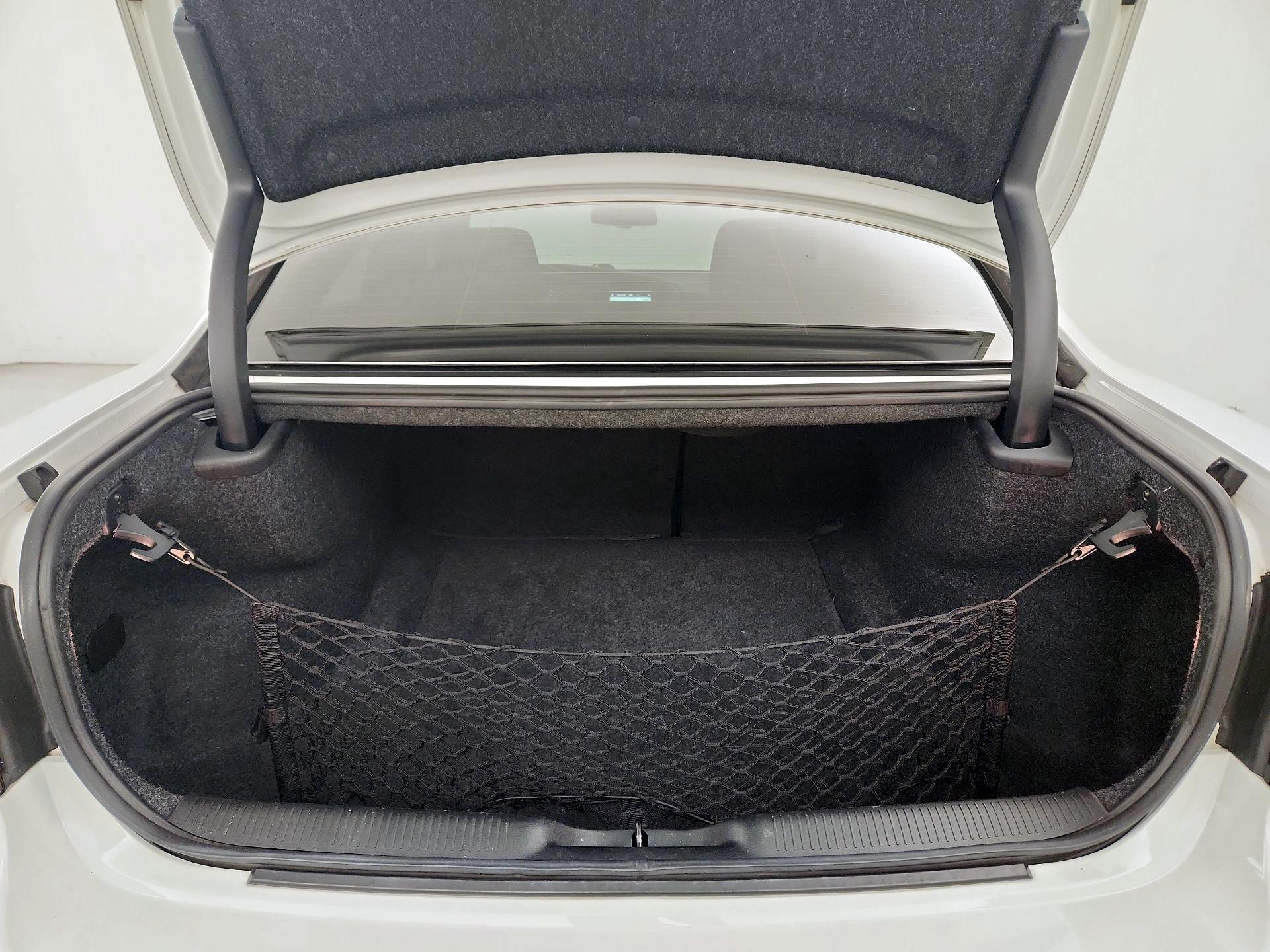 Thumbnail: 2017 Dodge Charger - 20