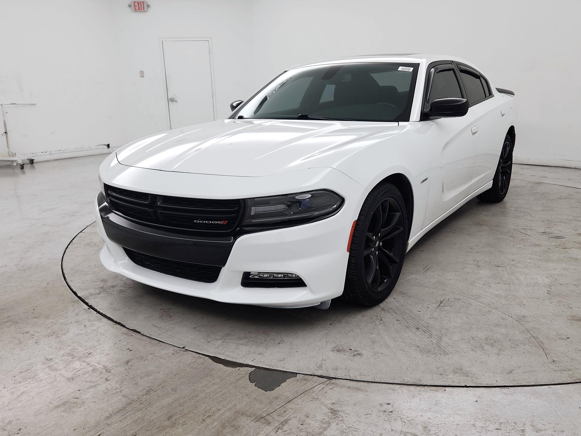 Thumbnail: 2017 Dodge Charger - 3