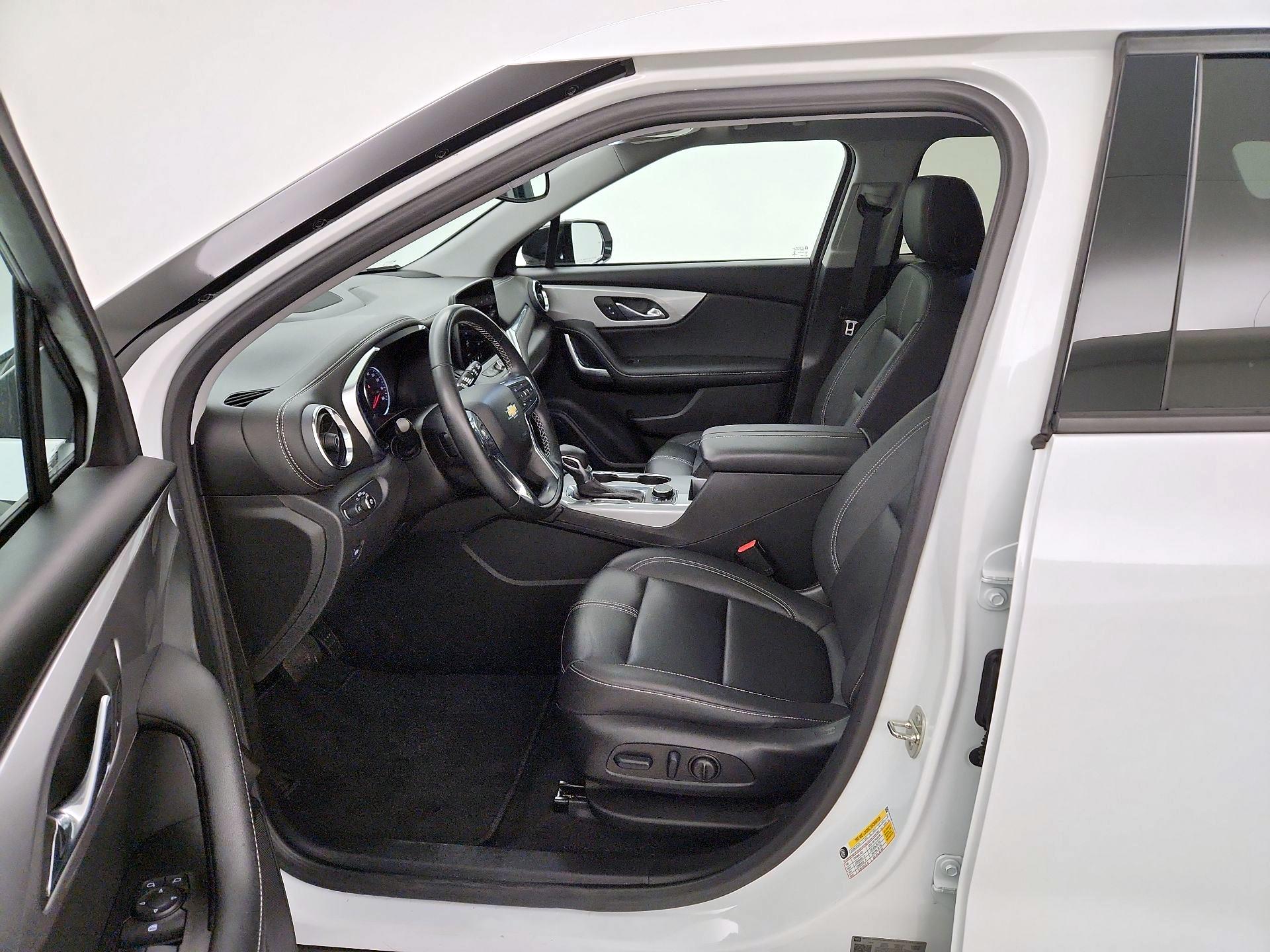 Thumbnail: 2023 Chevrolet Blazer - 9