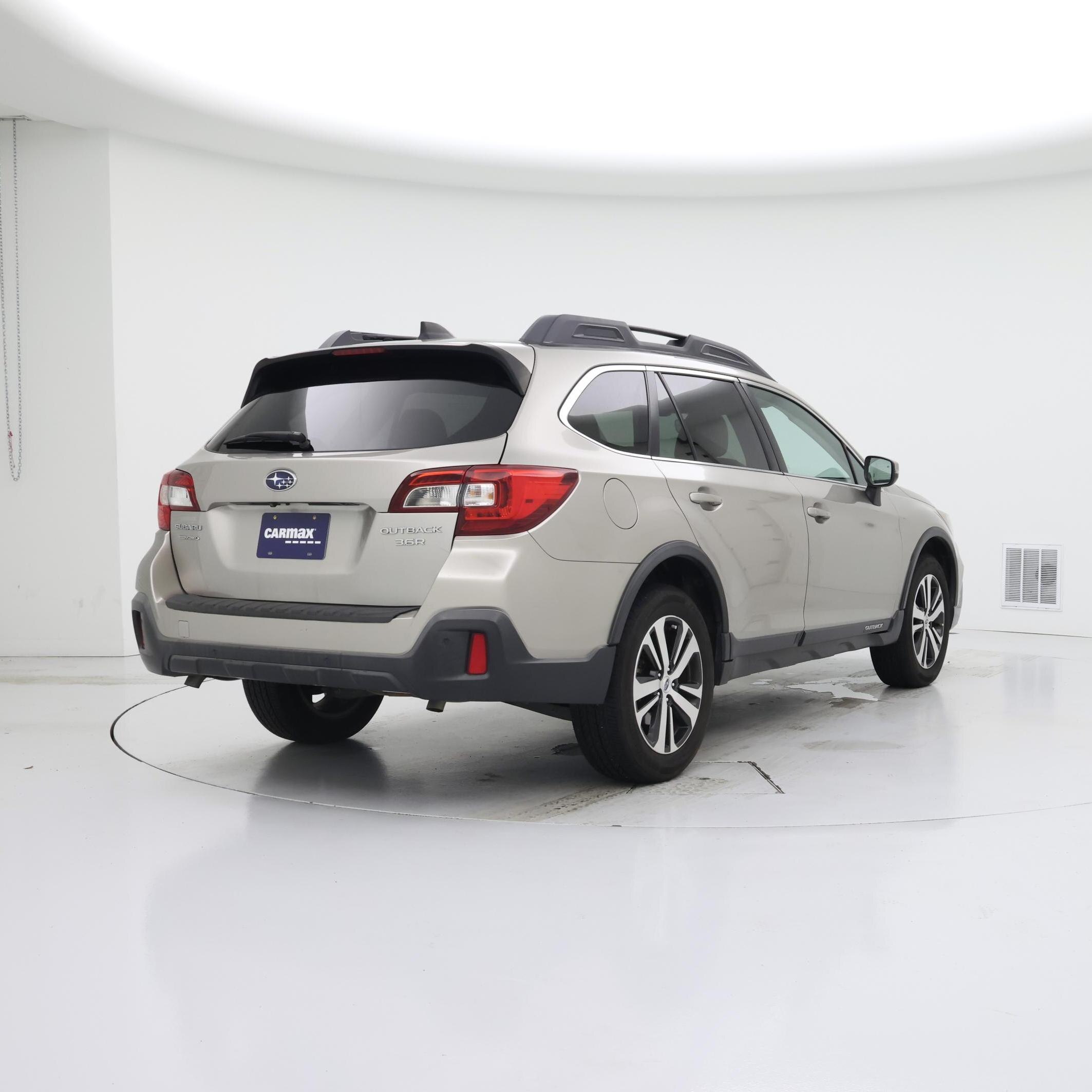 Thumbnail: 2018 Subaru Outback - 8