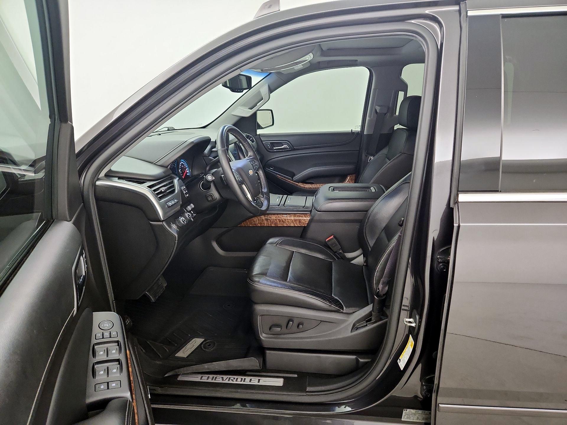 Thumbnail: 2016 Chevrolet Tahoe - 9