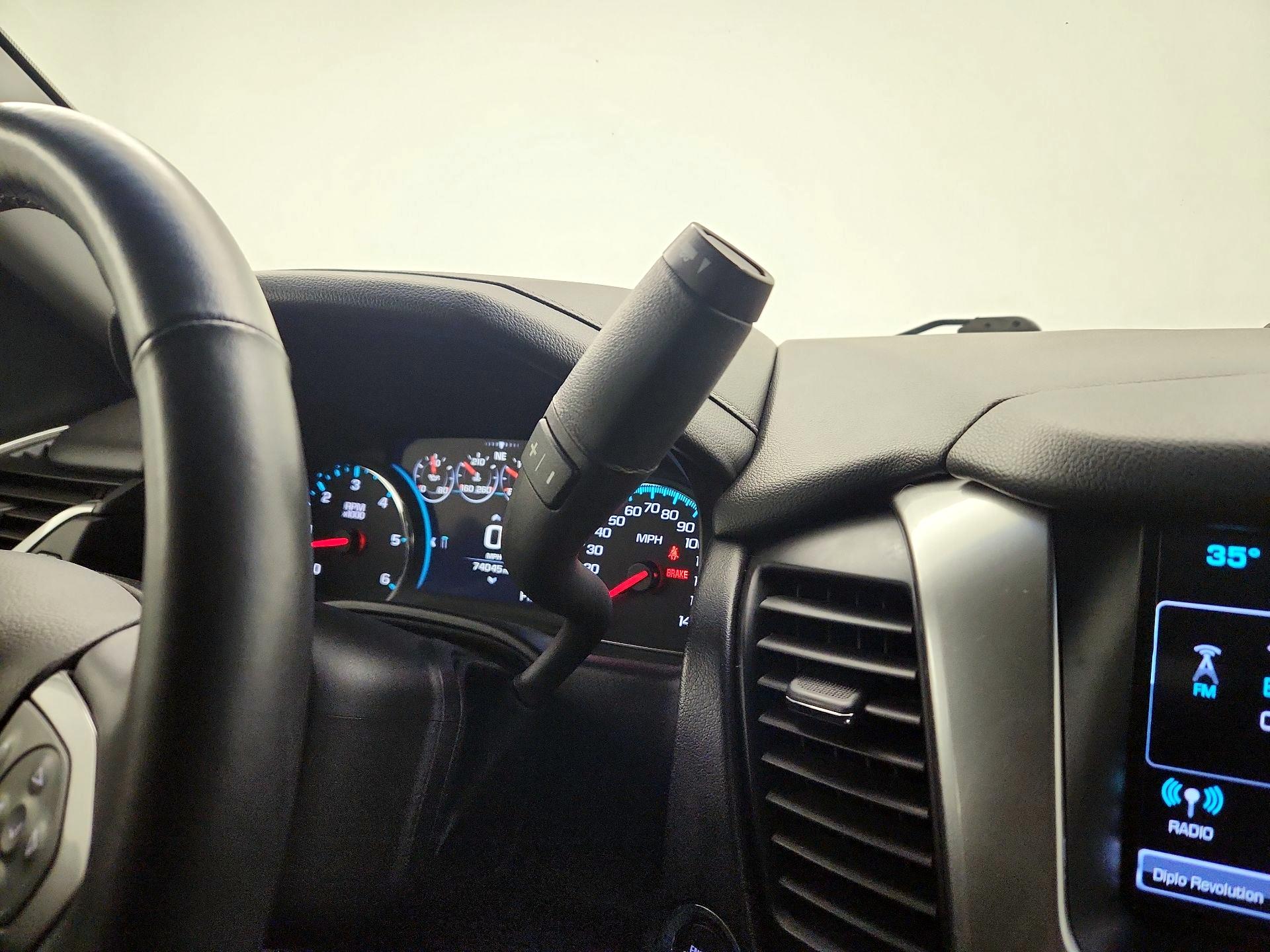 Thumbnail: 2016 Chevrolet Tahoe - 16