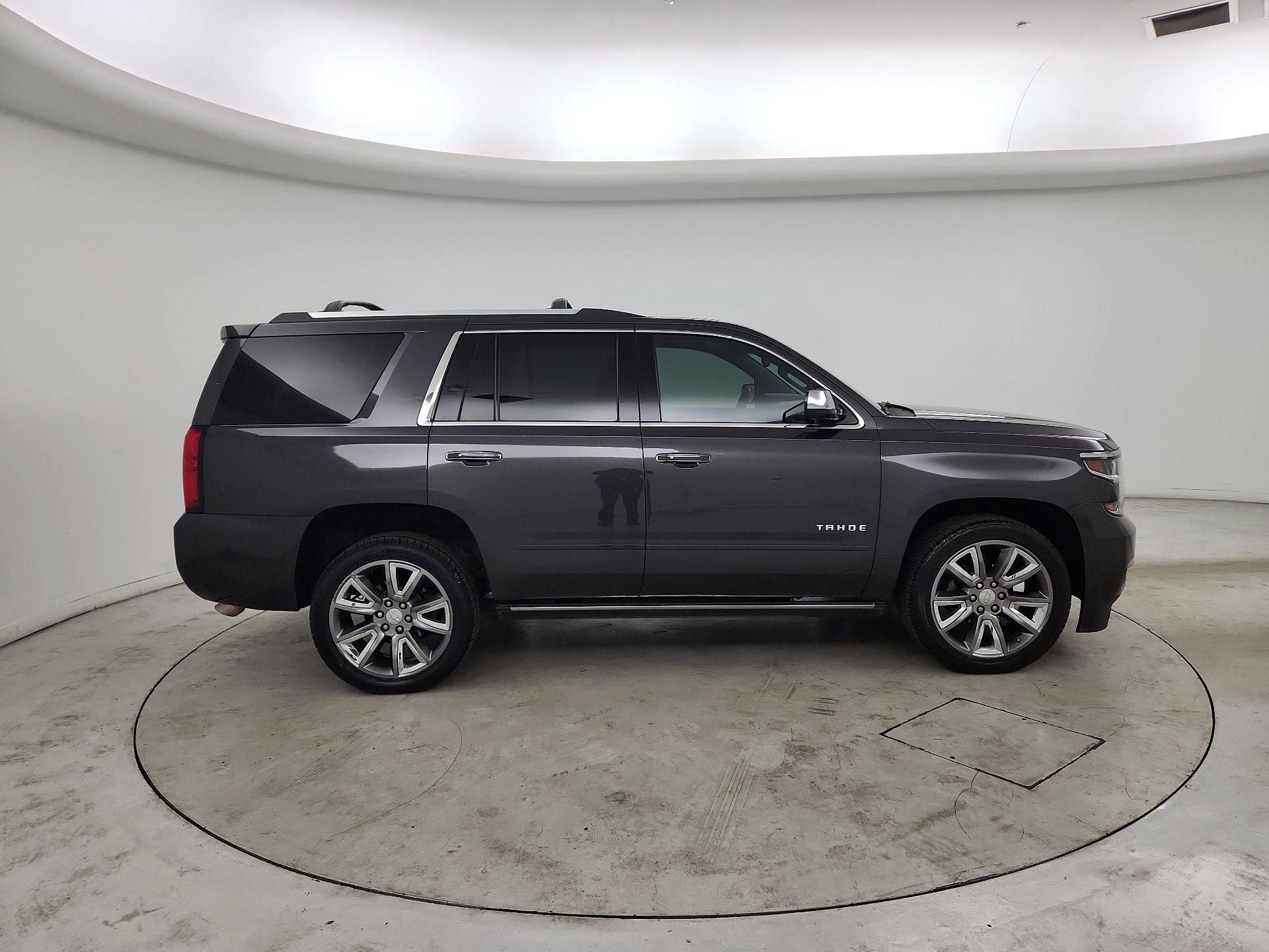 Thumbnail: 2016 Chevrolet Tahoe - 4