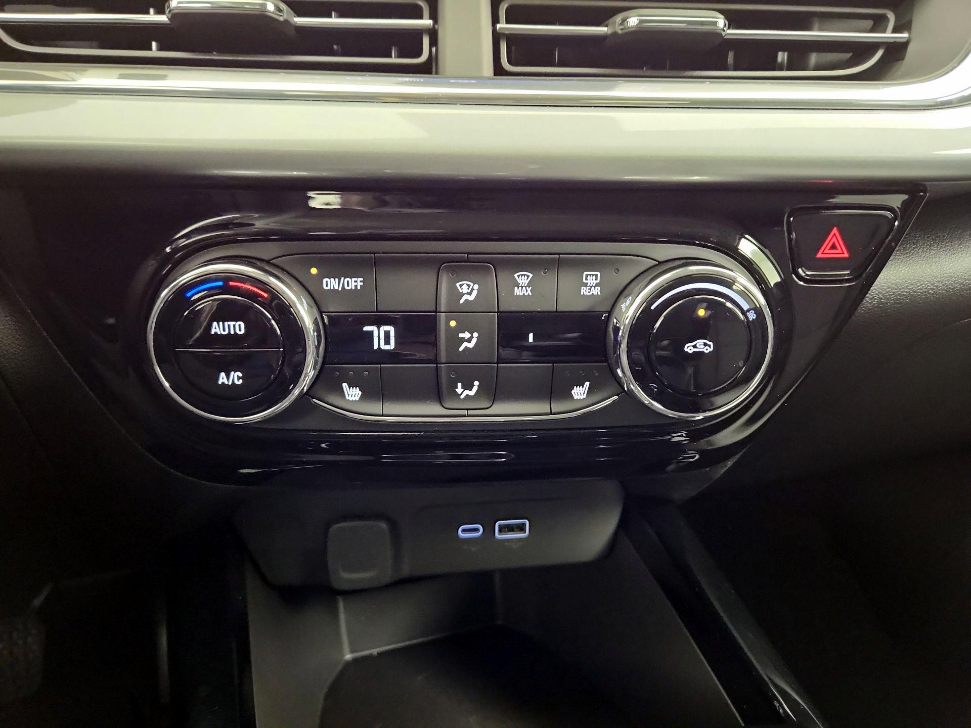 Thumbnail: 2025 Chevrolet Trax - 14