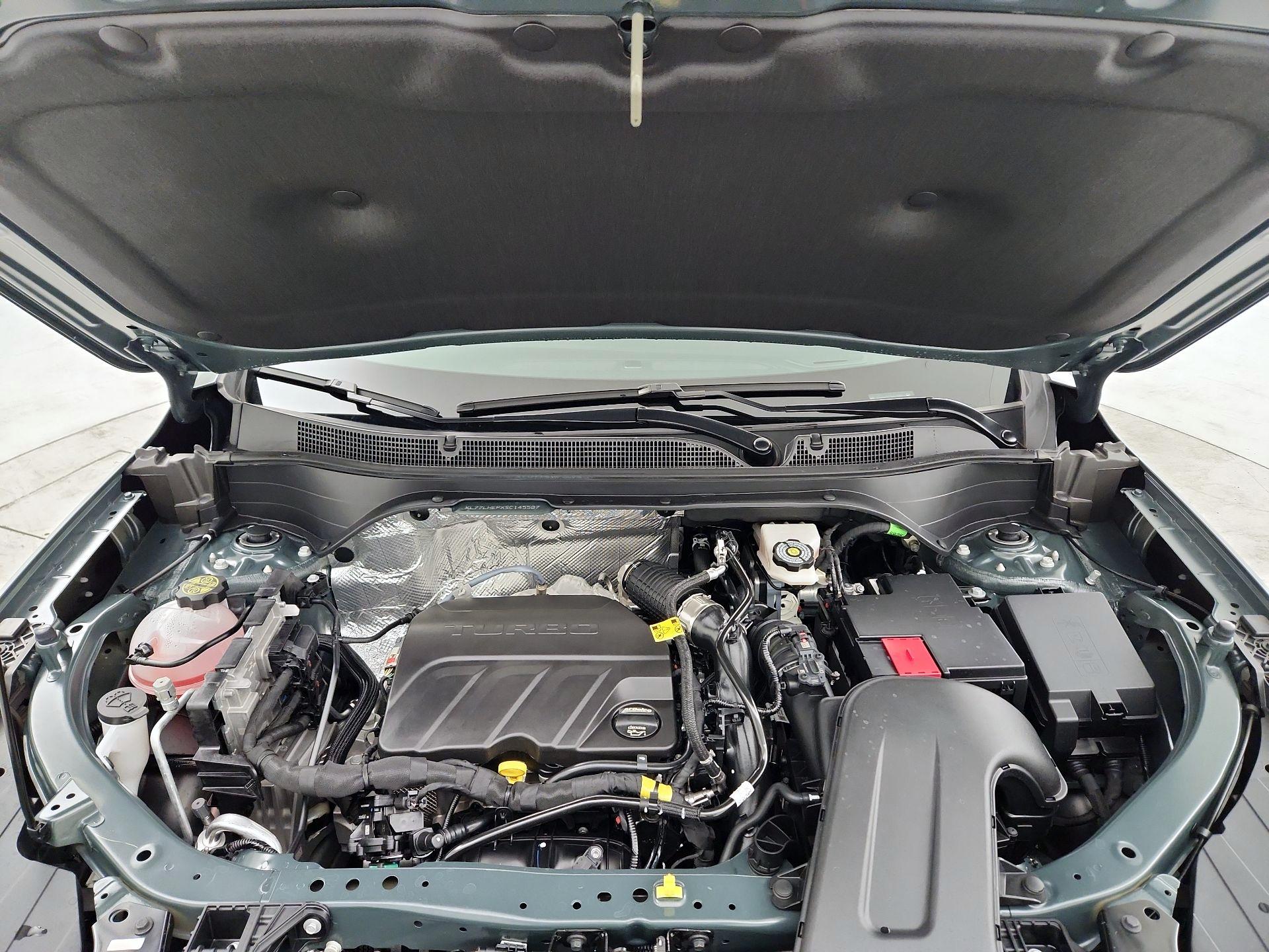 Thumbnail: 2025 Chevrolet Trax - 20