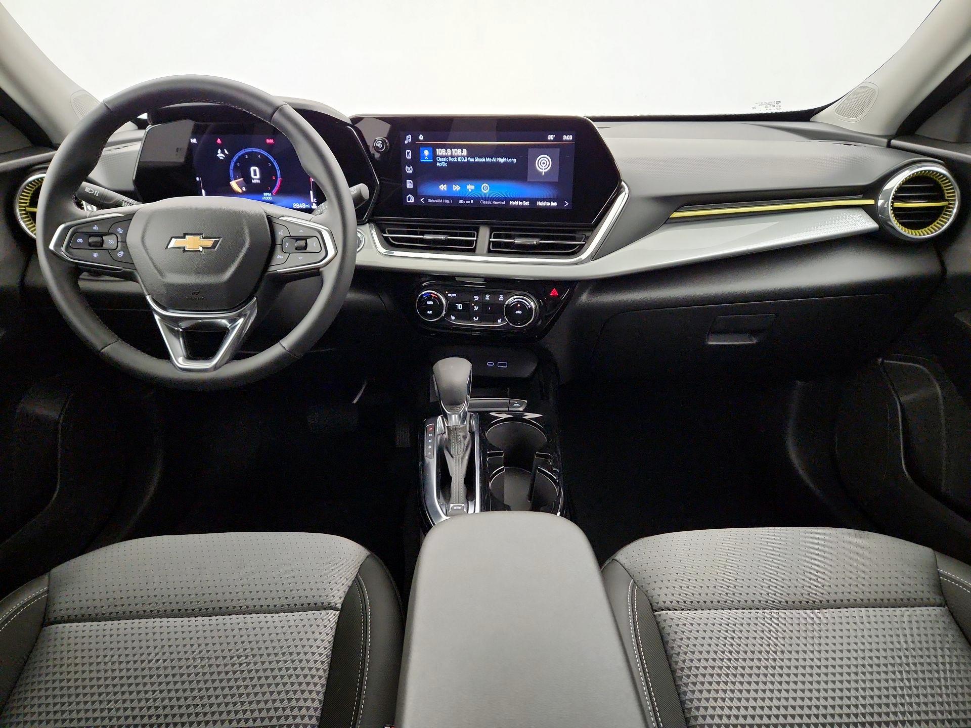 Thumbnail: 2025 Chevrolet Trax - 8