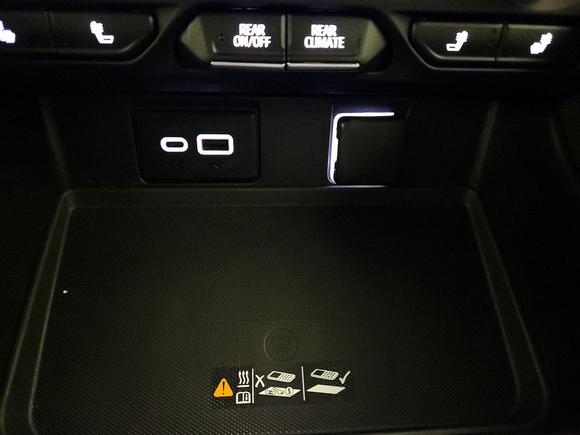 Thumbnail: 2023 Chevrolet Tahoe - 17