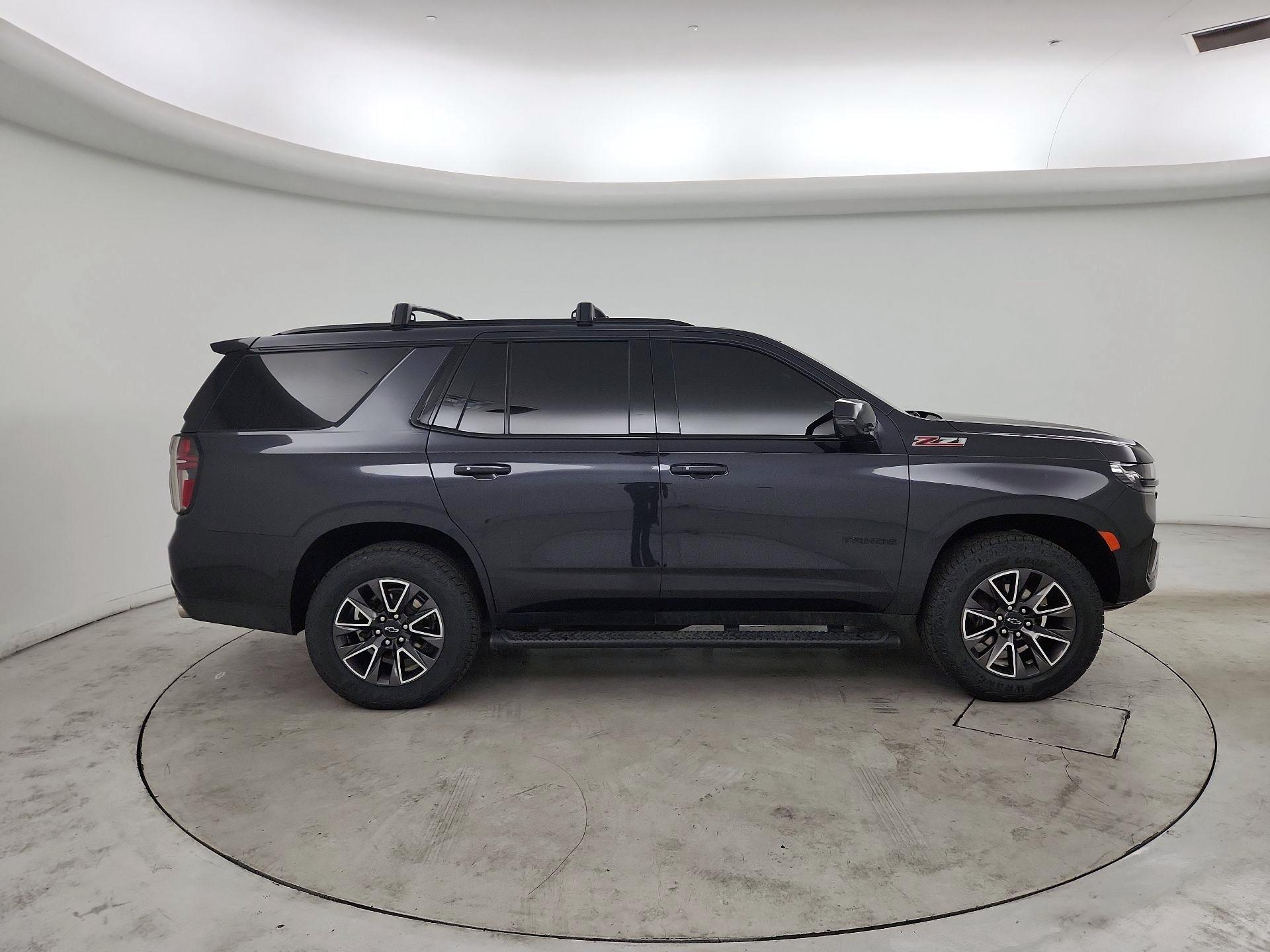 Thumbnail: 2023 Chevrolet Tahoe - 4