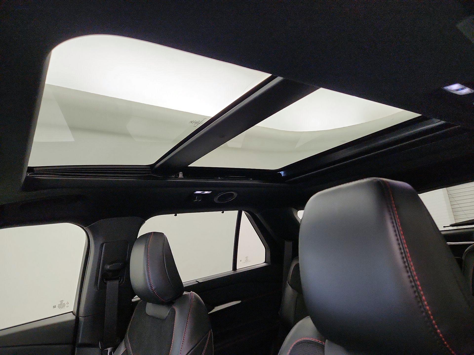 Thumbnail: 2025 Ford Explorer - 17