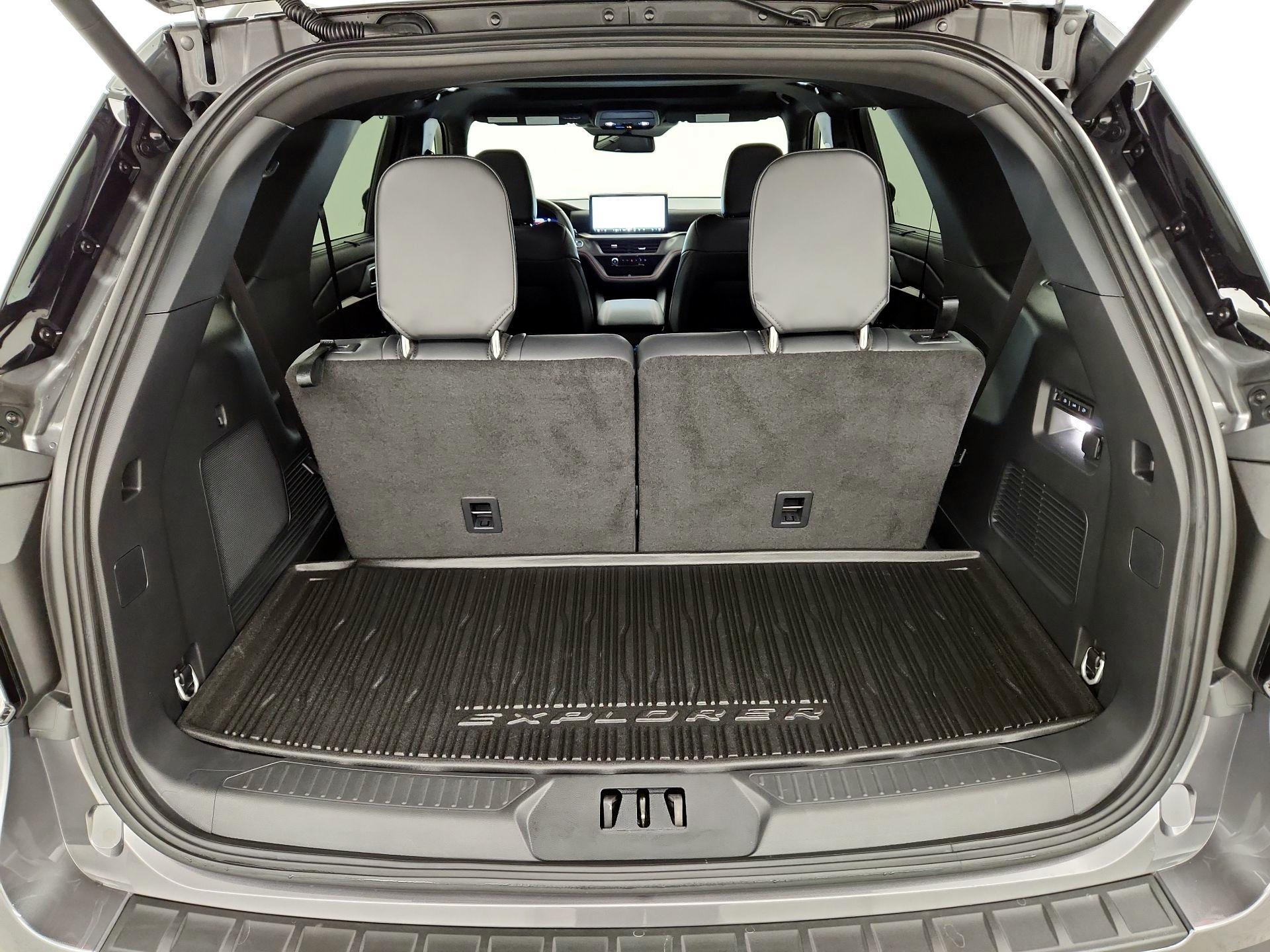 Thumbnail: 2025 Ford Explorer - 20