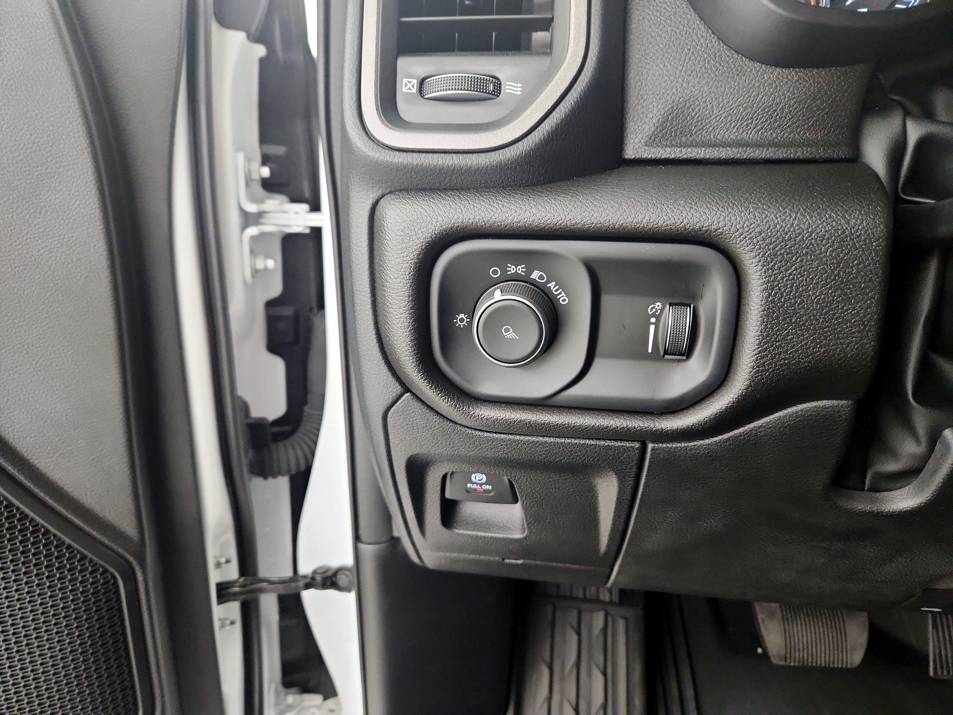 Thumbnail: 2025 RAM 1500 - 11