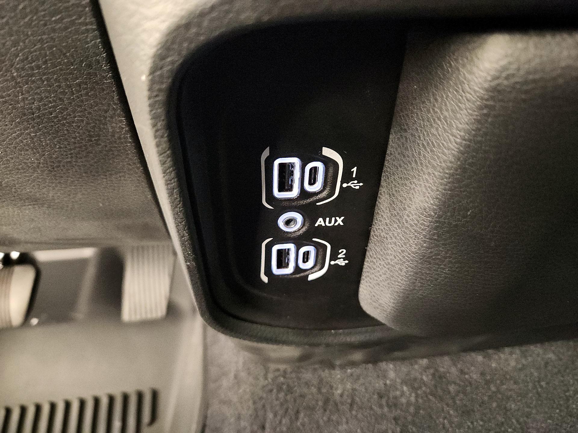 Thumbnail: 2025 RAM 1500 - 16