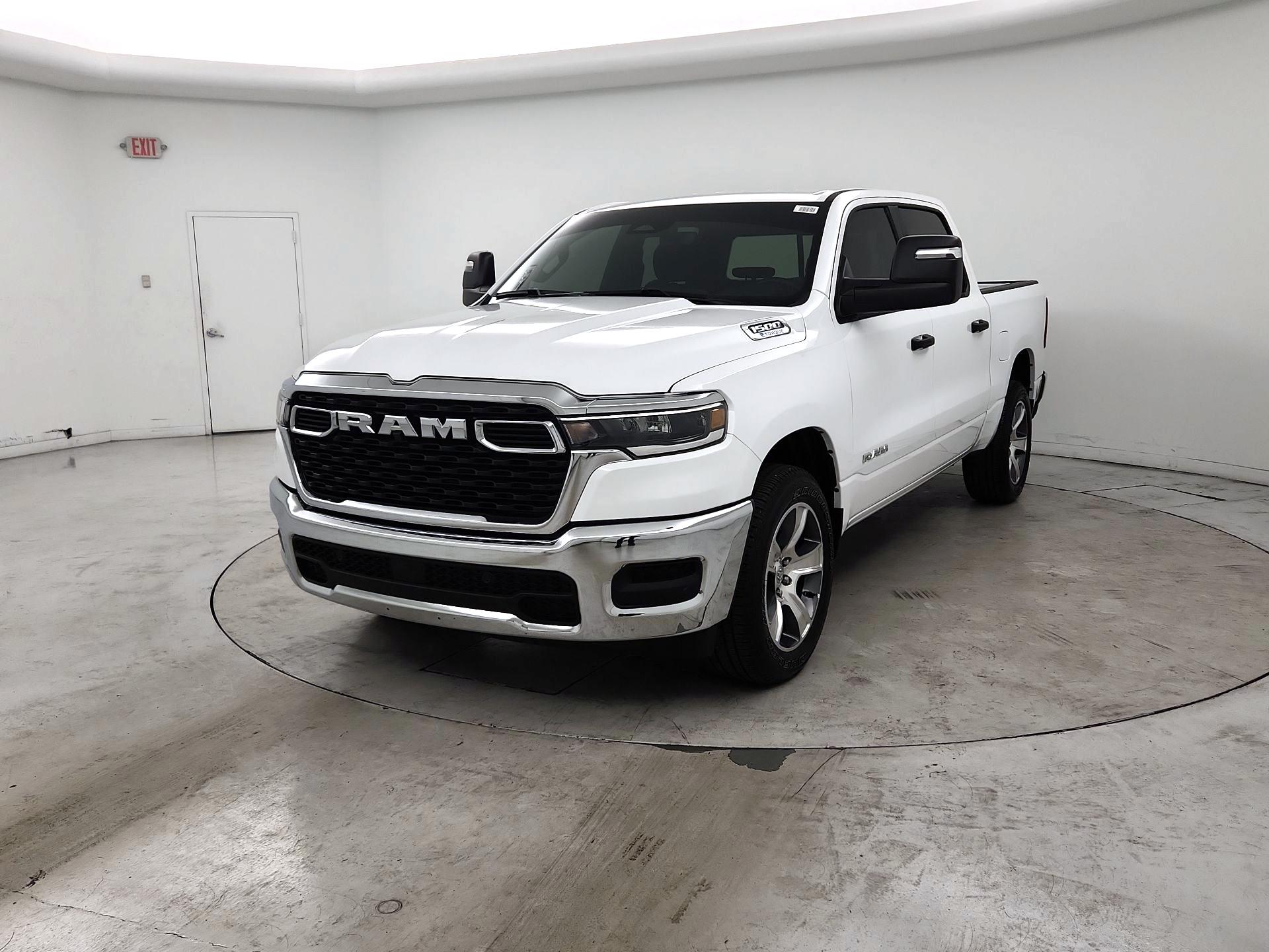 Thumbnail: 2025 RAM 1500 - 3
