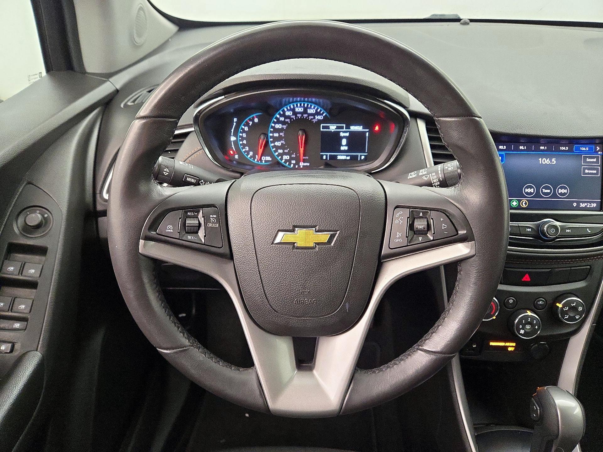 Thumbnail: 2022 Chevrolet Trax - 10