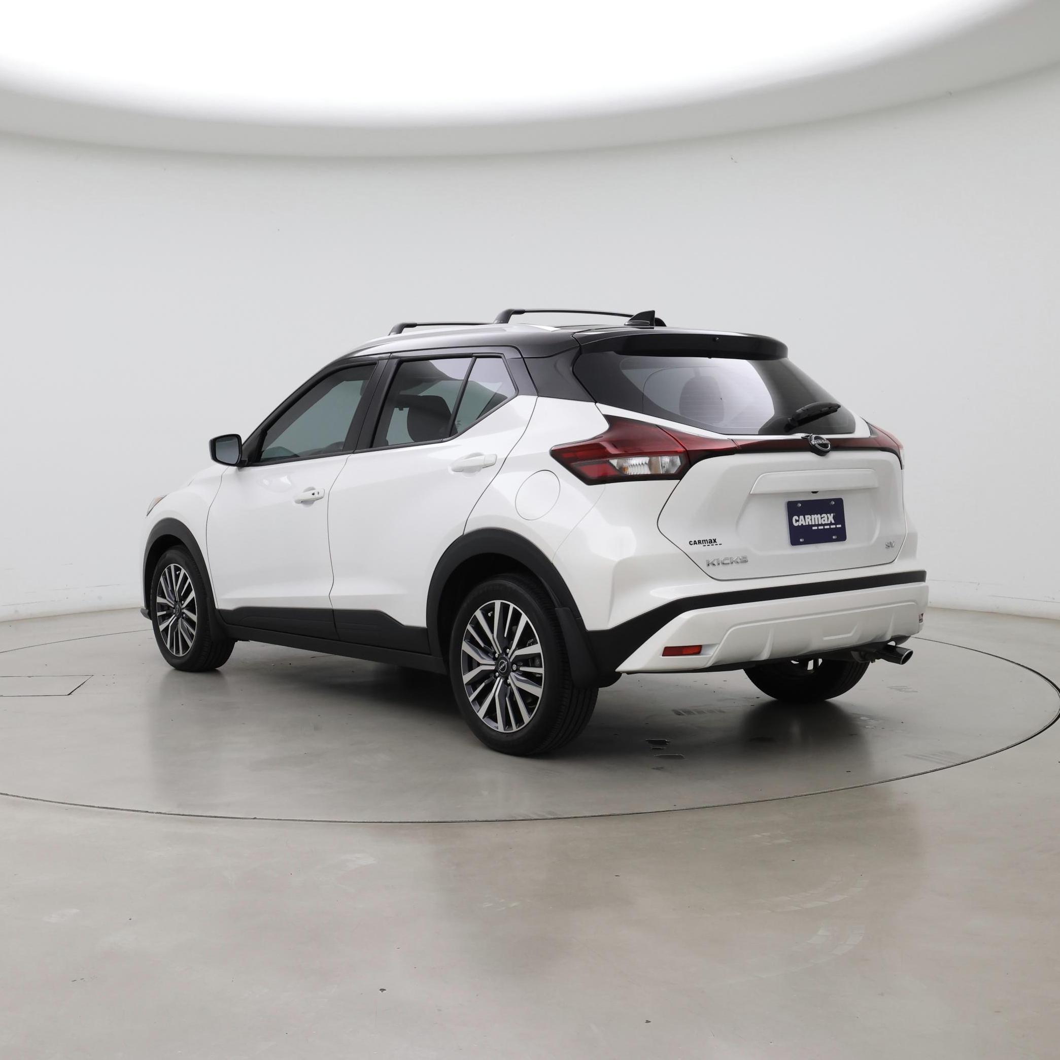 Thumbnail: 2024 Nissan Kicks - 2