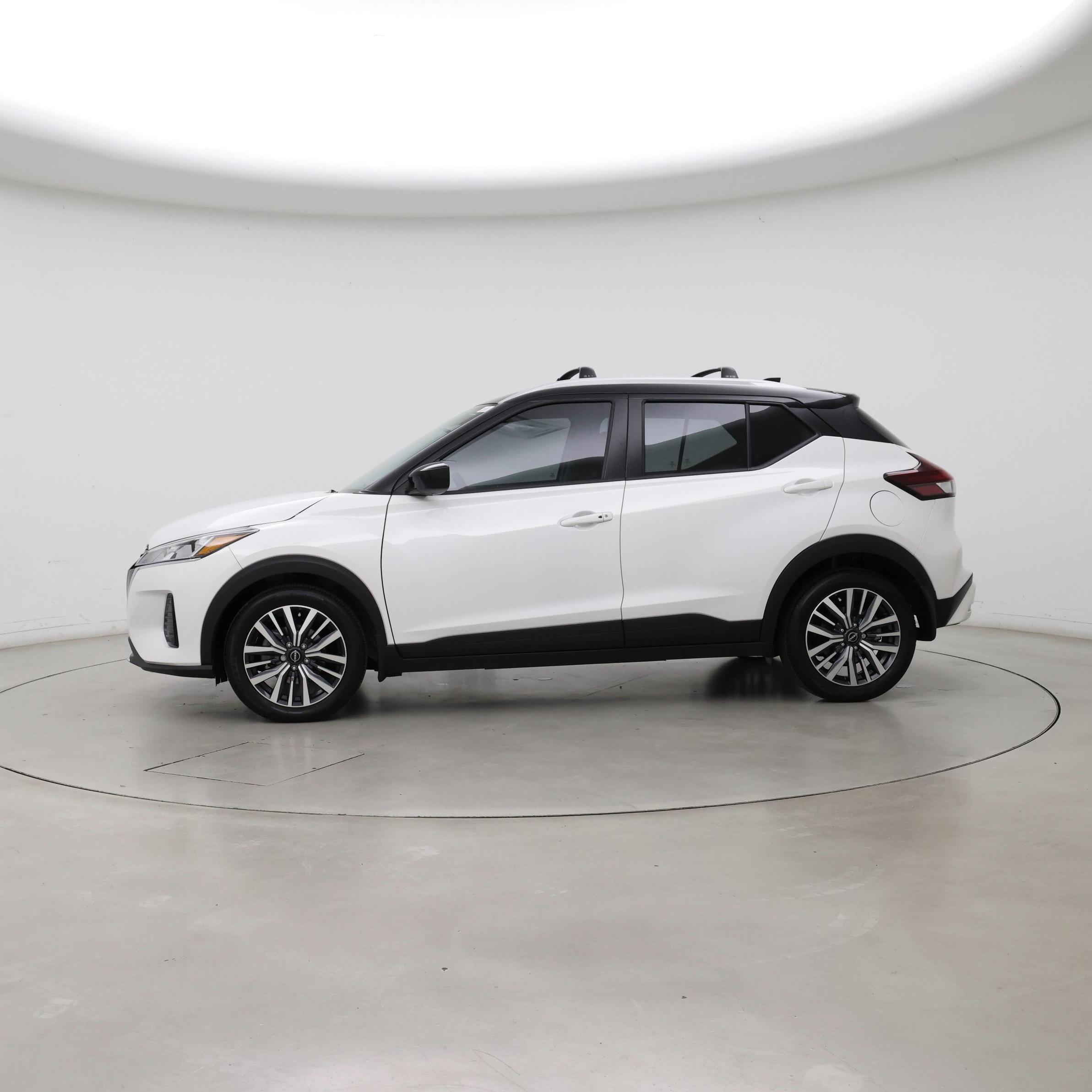 Thumbnail: 2024 Nissan Kicks - 3