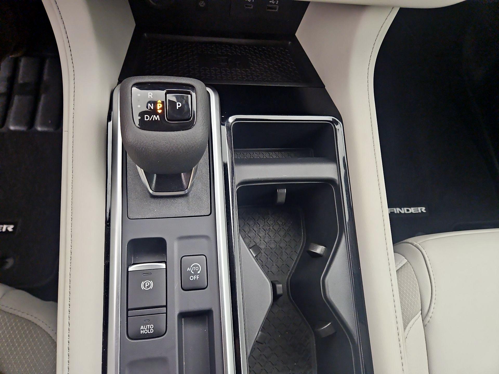 Thumbnail: 2025 Nissan Pathfinder - 17