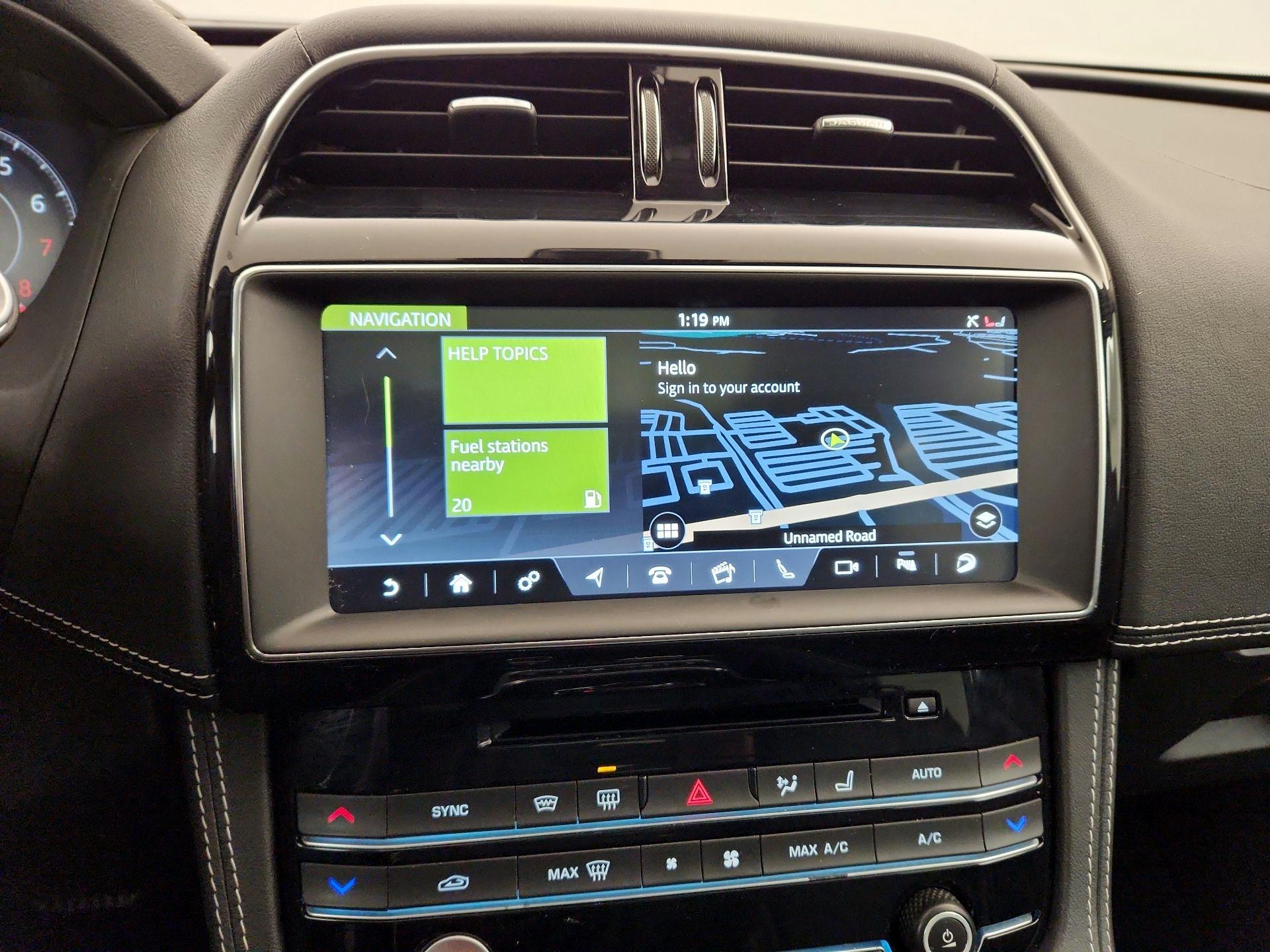 Thumbnail: 2020 Jaguar F-Pace - 12