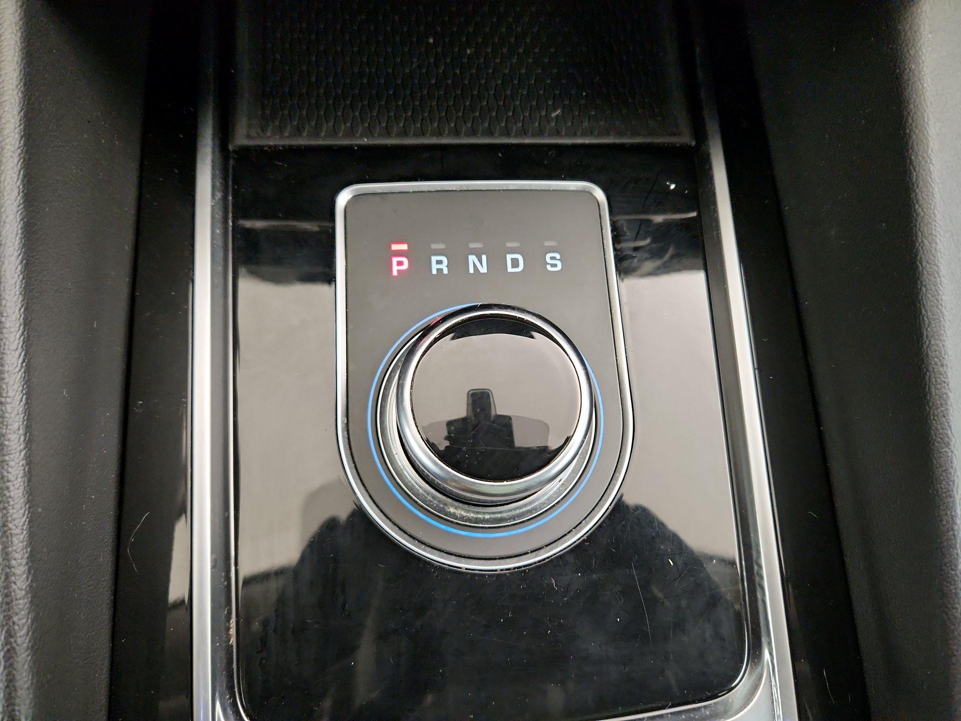 Thumbnail: 2020 Jaguar F-Pace - 16