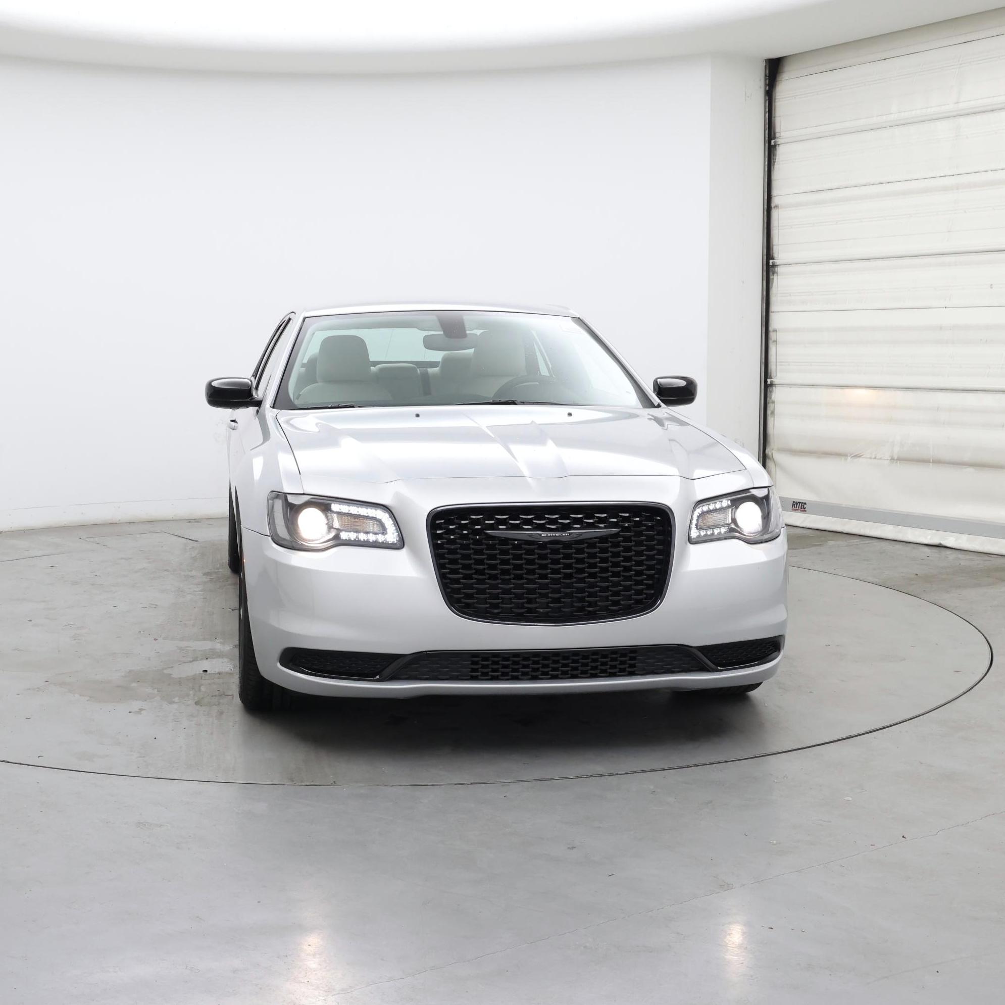 Thumbnail: 2023 Chrysler 300 - 5