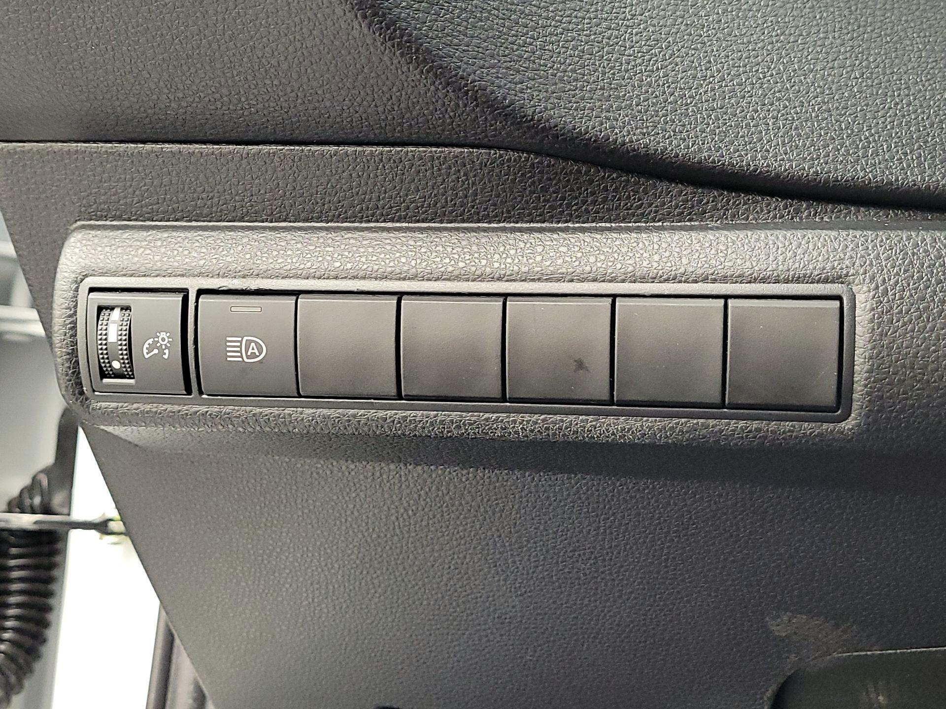 Thumbnail: 2024 Toyota Corolla - 13