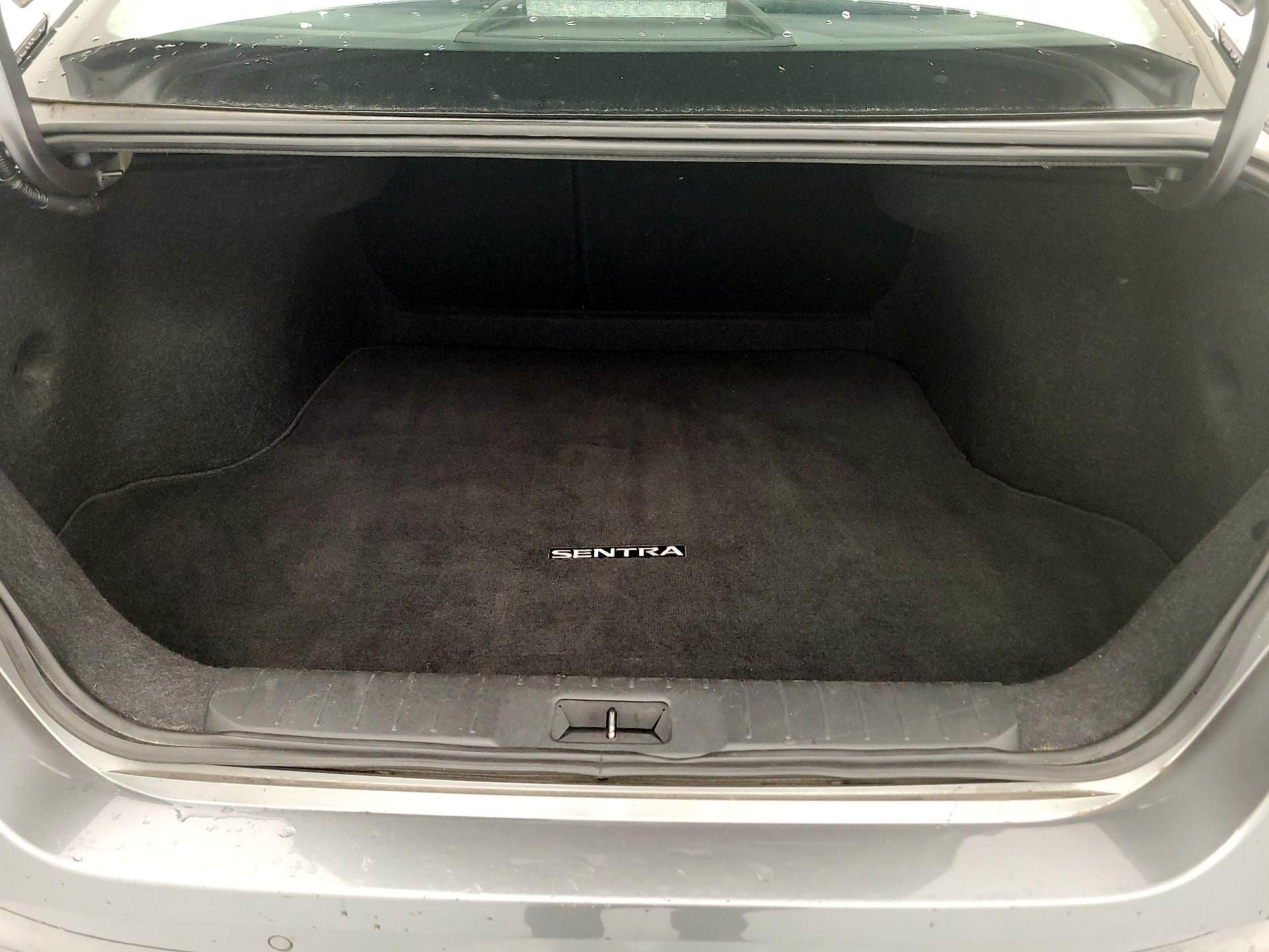 Thumbnail: 2023 Nissan Sentra - 20