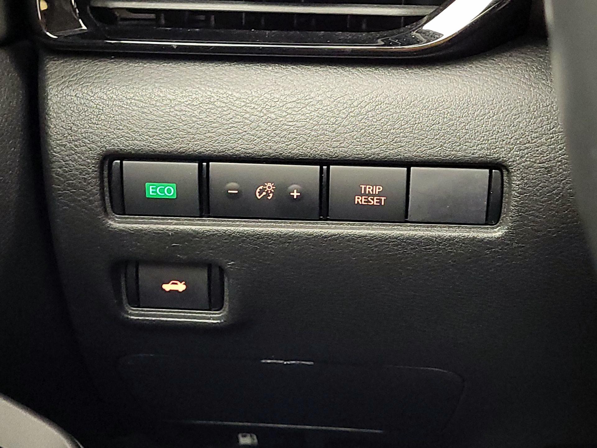 Thumbnail: 2023 Nissan Sentra - 13