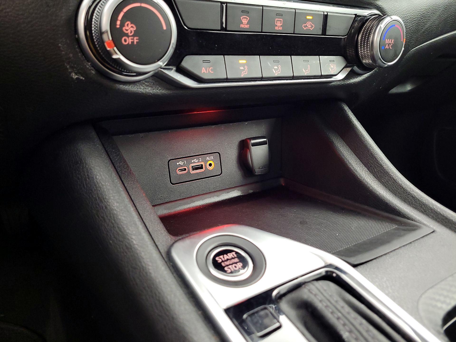 Thumbnail: 2023 Nissan Sentra - 18