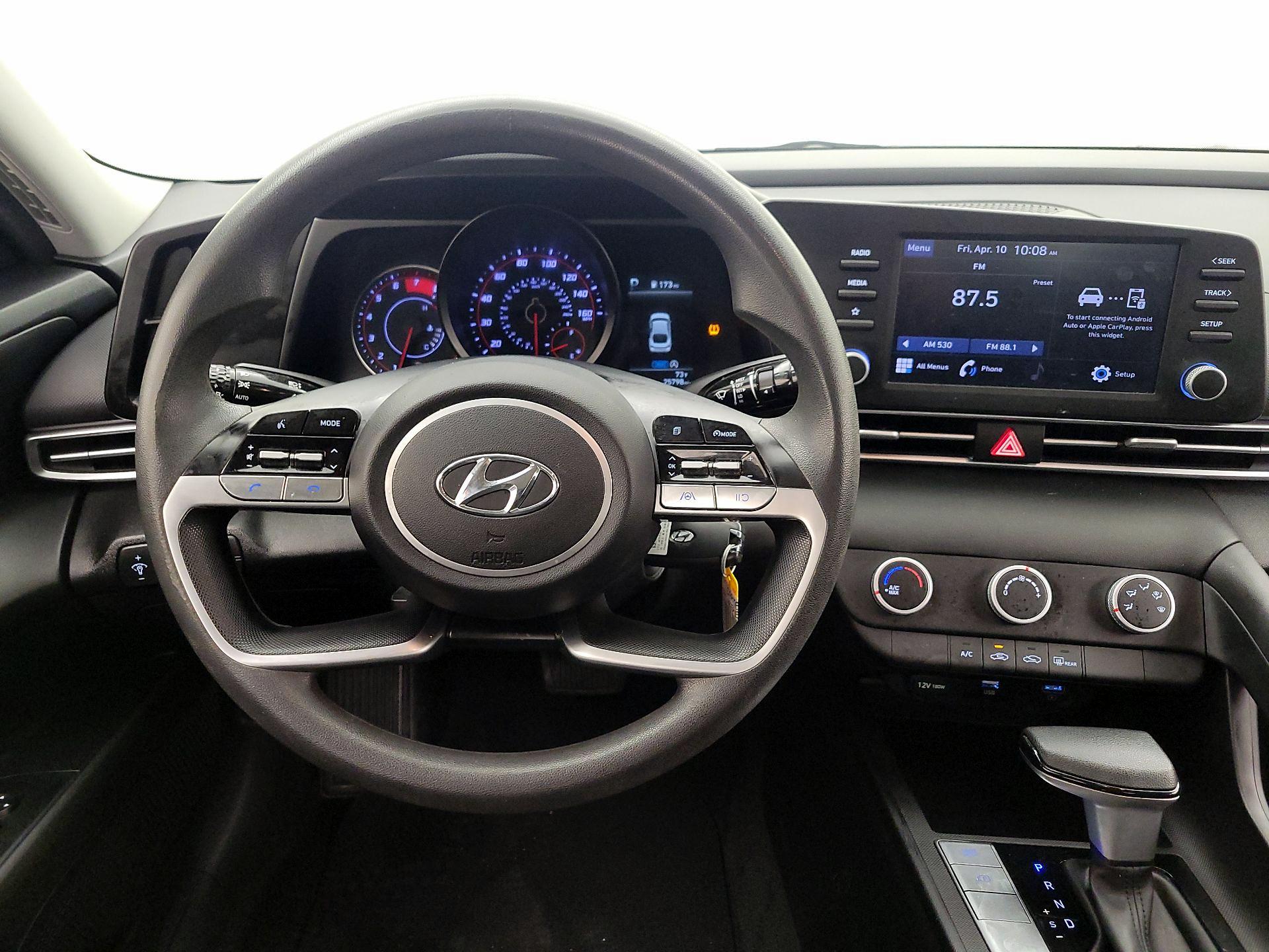 Thumbnail: 2023 Hyundai Elantra - 10