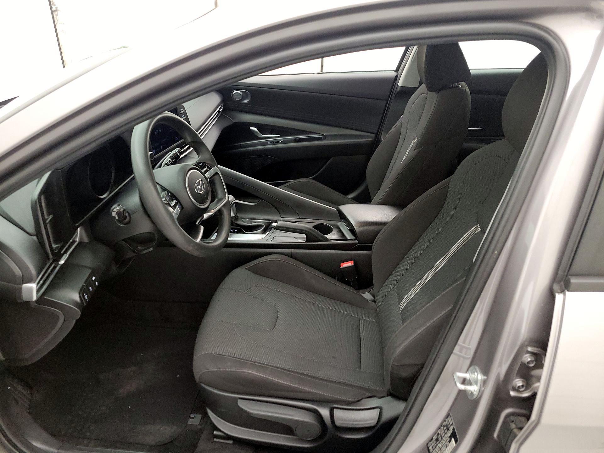 Thumbnail: 2023 Hyundai Elantra - 11