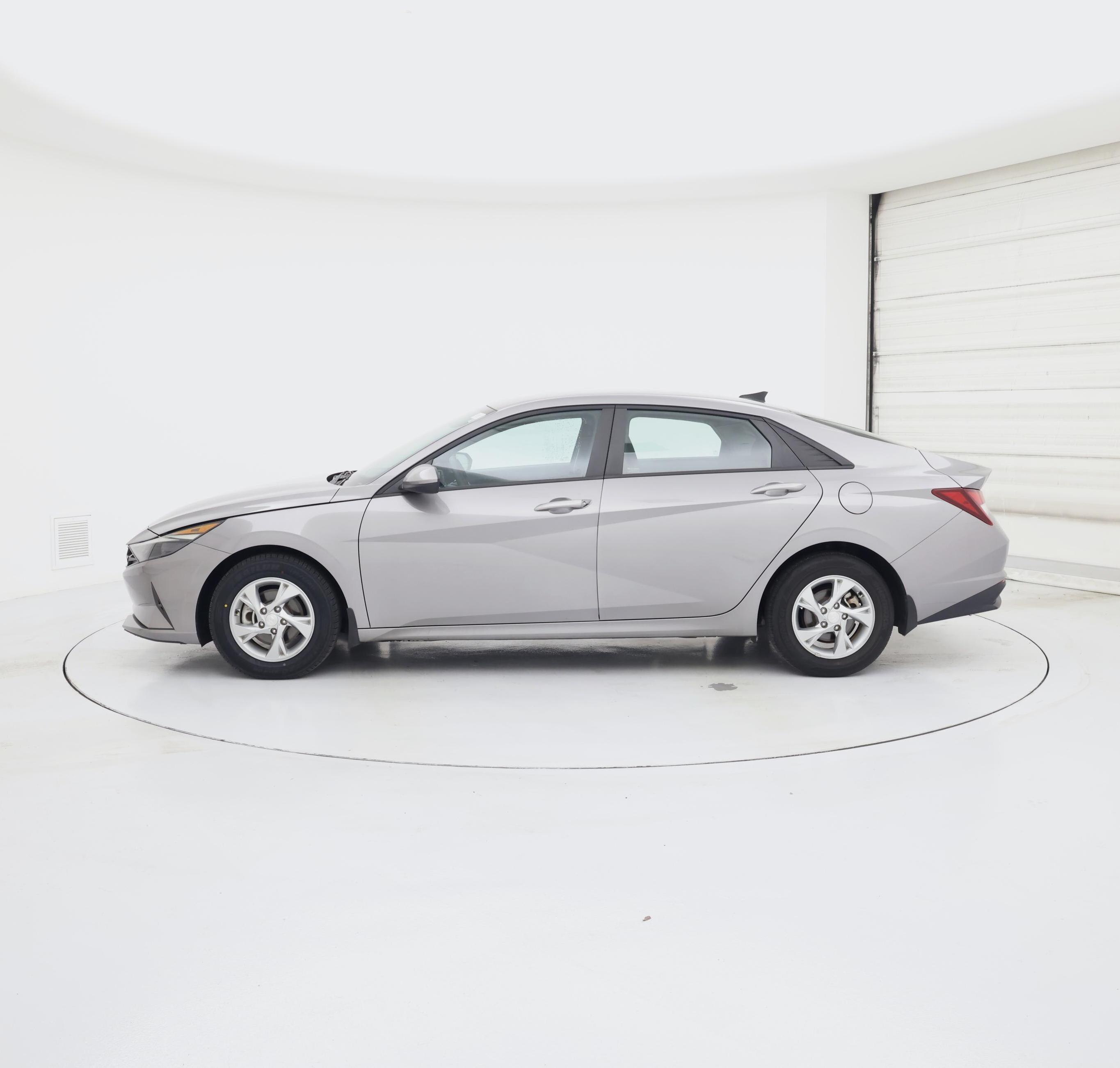 Thumbnail: 2023 Hyundai Elantra - 3