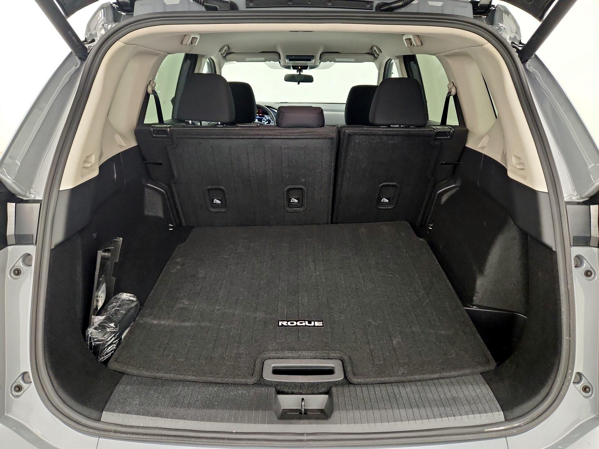 Thumbnail: 2026 Nissan Rogue - 18