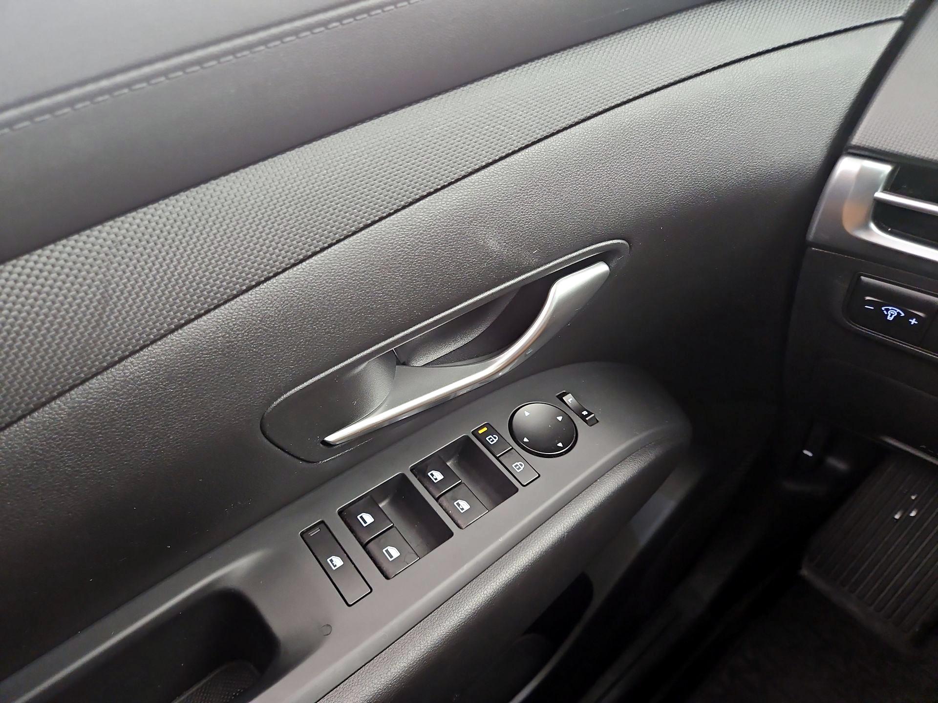 Thumbnail: 2025 Hyundai Santa Cruz - 12