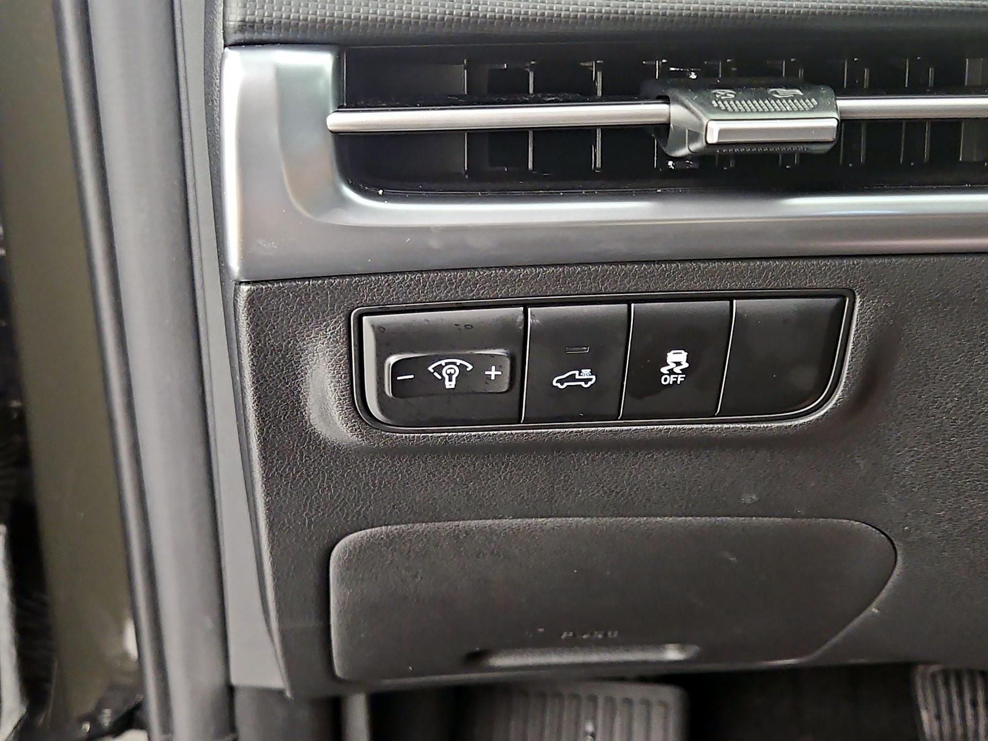 Thumbnail: 2025 Hyundai Santa Cruz - 13