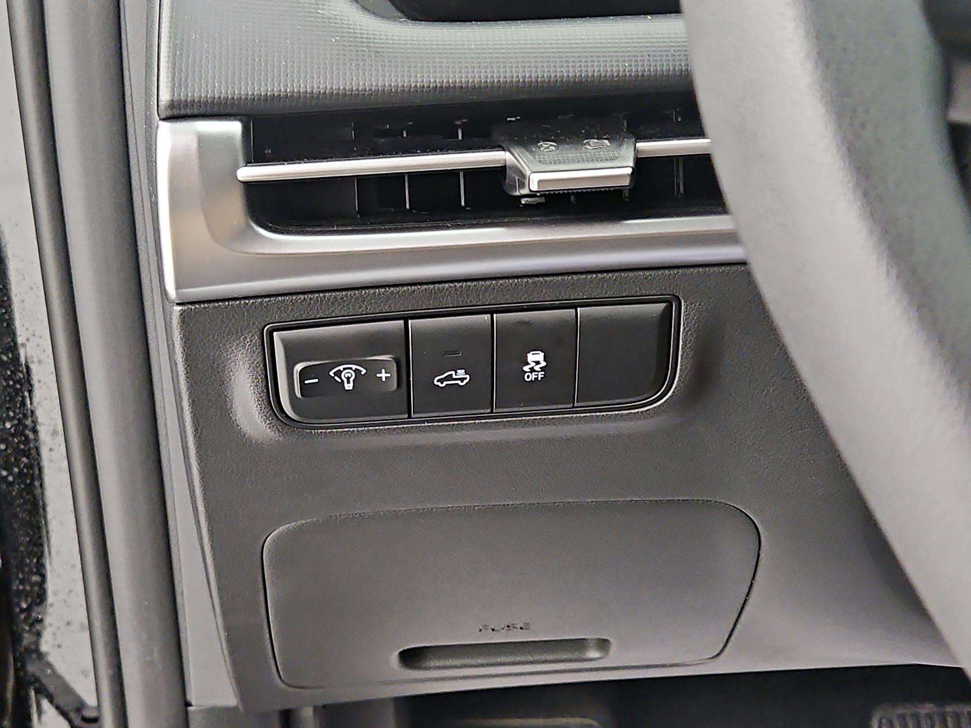 Thumbnail: 2025 Hyundai Santa Cruz - 13