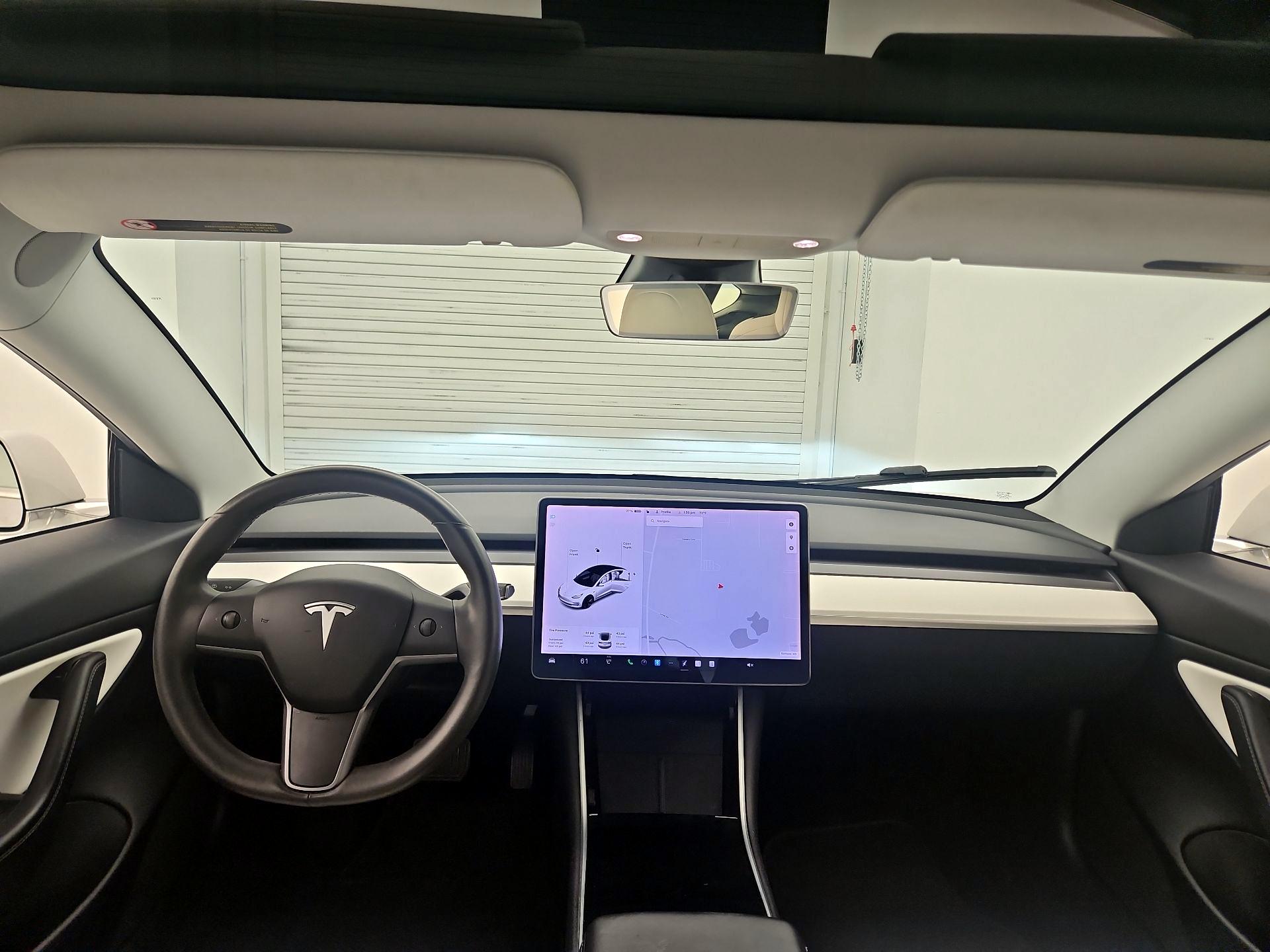 Thumbnail: 2020 Tesla Model 3 - 9