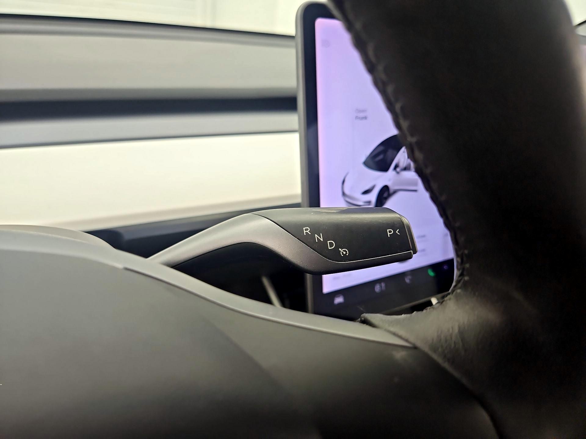 Thumbnail: 2020 Tesla Model 3 - 17