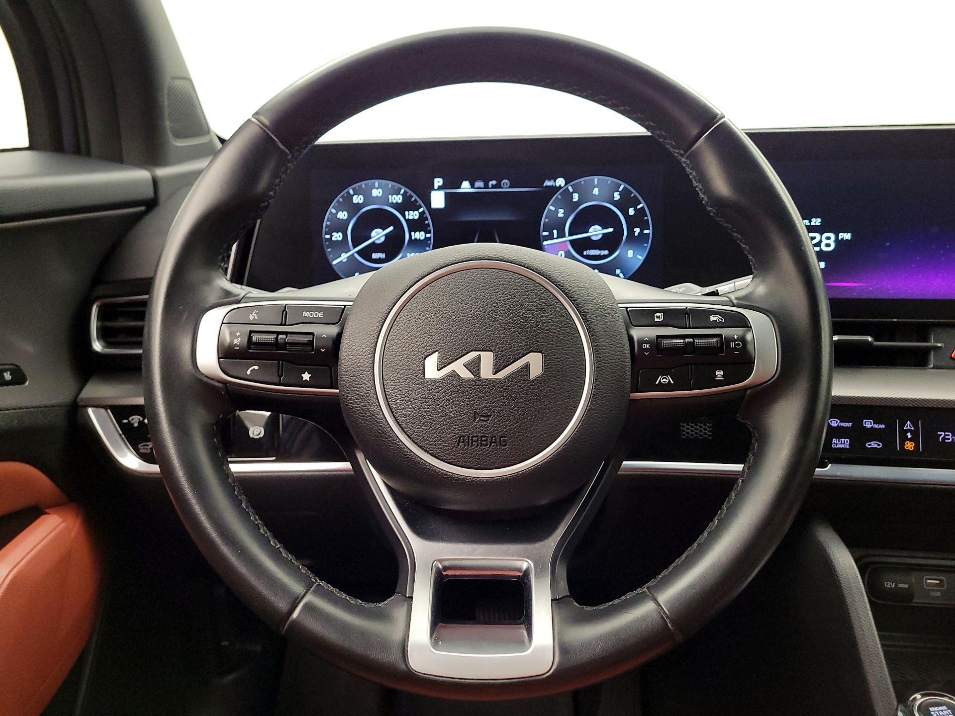 Thumbnail: 2023 Kia Sportage - 10