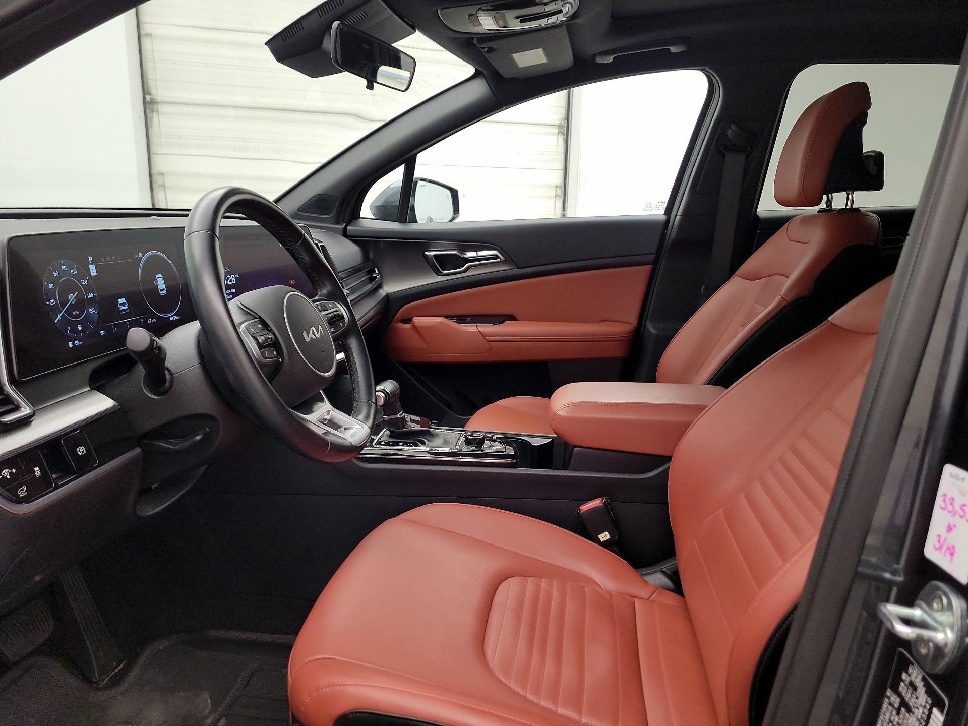 Thumbnail: 2023 Kia Sportage - 11