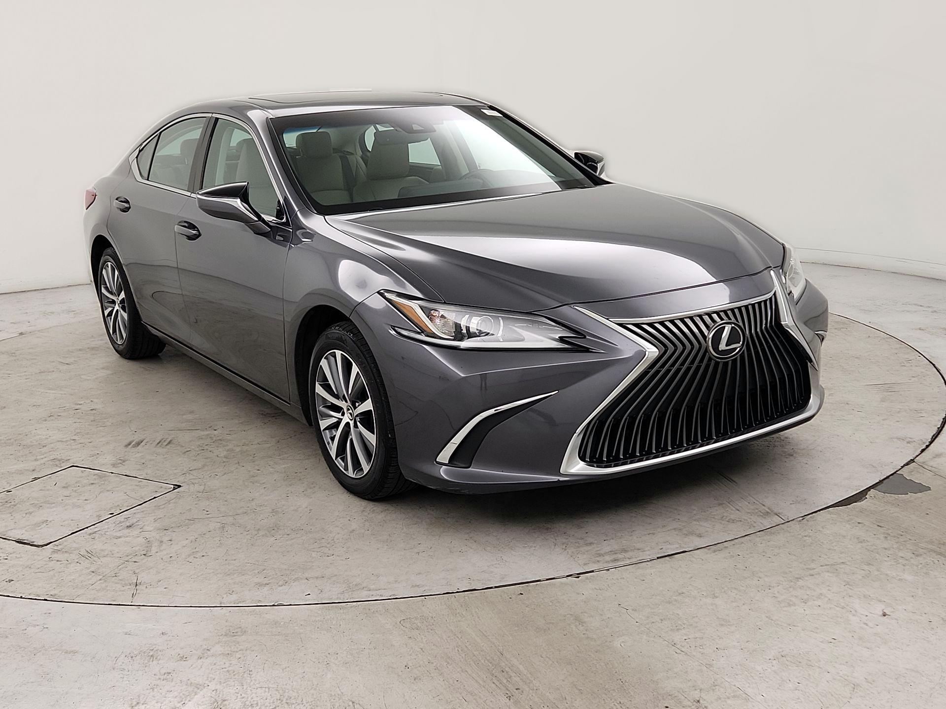 Thumbnail: 2019 Lexus ES - 1