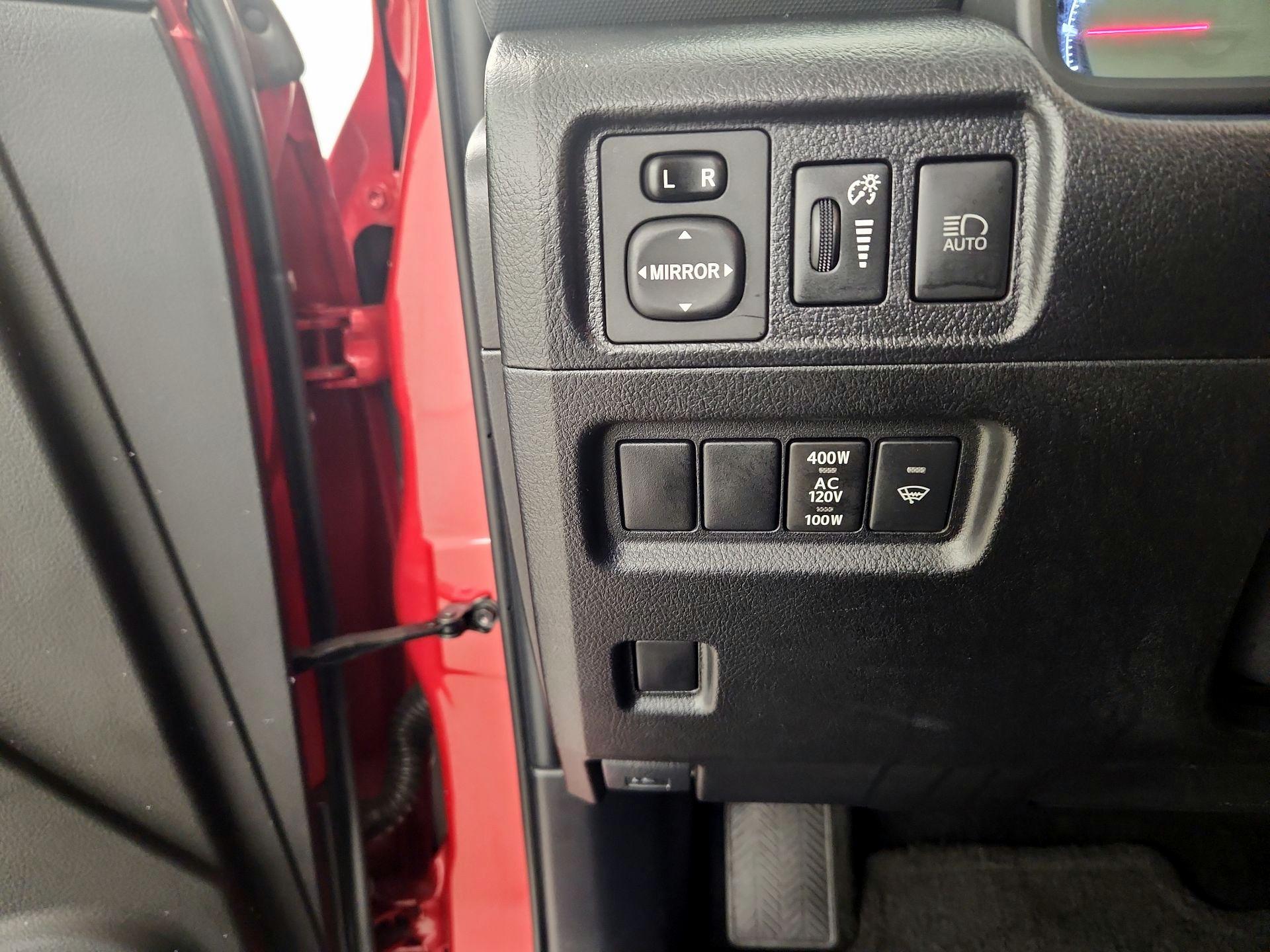 Thumbnail: 2023 Toyota 4Runner - 11